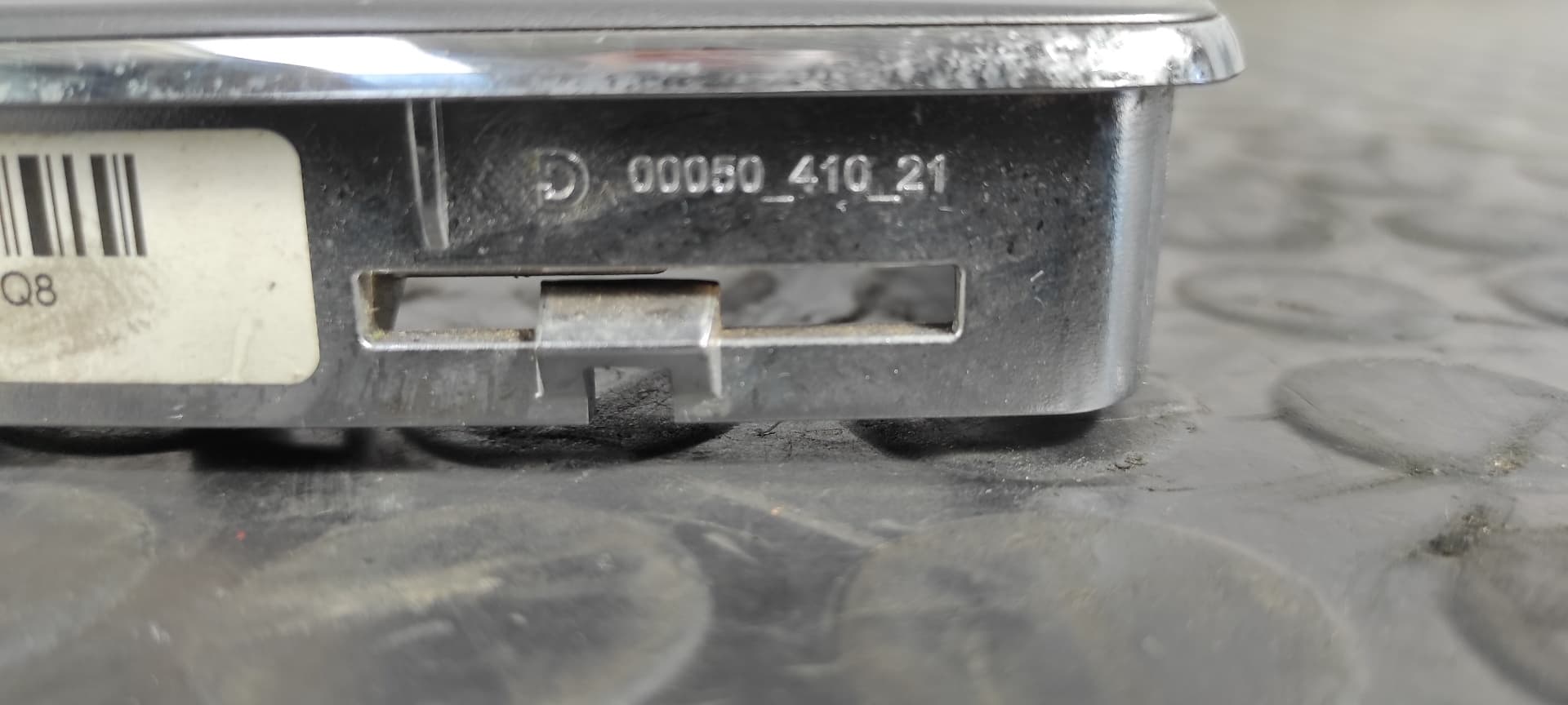 Recambio de GUARNECIDOS PALANCA CAMBIO para MERCEDES-BENZ CLASE C (W204) BERLINA 2.2 CDI CAT OM646811 referencia OEM IAM A2042670288   - BLANCO 2