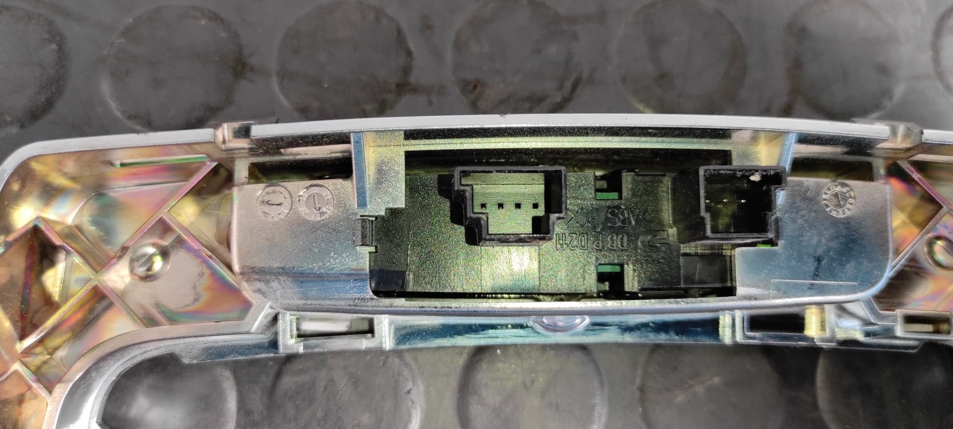 Recambio de GUARNECIDOS PALANCA CAMBIO para MERCEDES-BENZ CLASE C (W204) BERLINA 2.2 CDI CAT OM646811 referencia OEM IAM A2042670288   - BLANCO 8