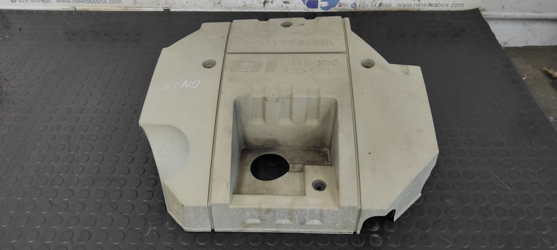 Recambio de TAPA MOTOR para MITSUBISHI MONTERO (V60/V70) 3.2 DI-D Avance (5-ptas.) 4M41 referencia OEM IAM ME20382241   - GRIS