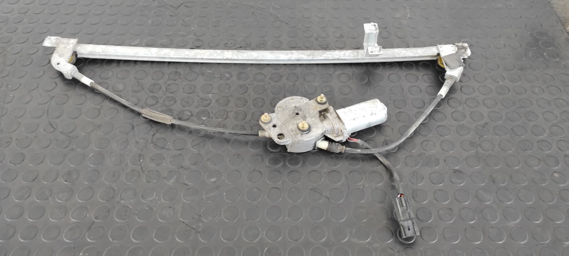 Recambio de ELEVALUNAS DELANTERO IZQUIERDO para FIAT DUCATO COMBI (DESDE 03.94) 1.9 Turbodiesel DHX referencia OEM IAM A774   - VERDE