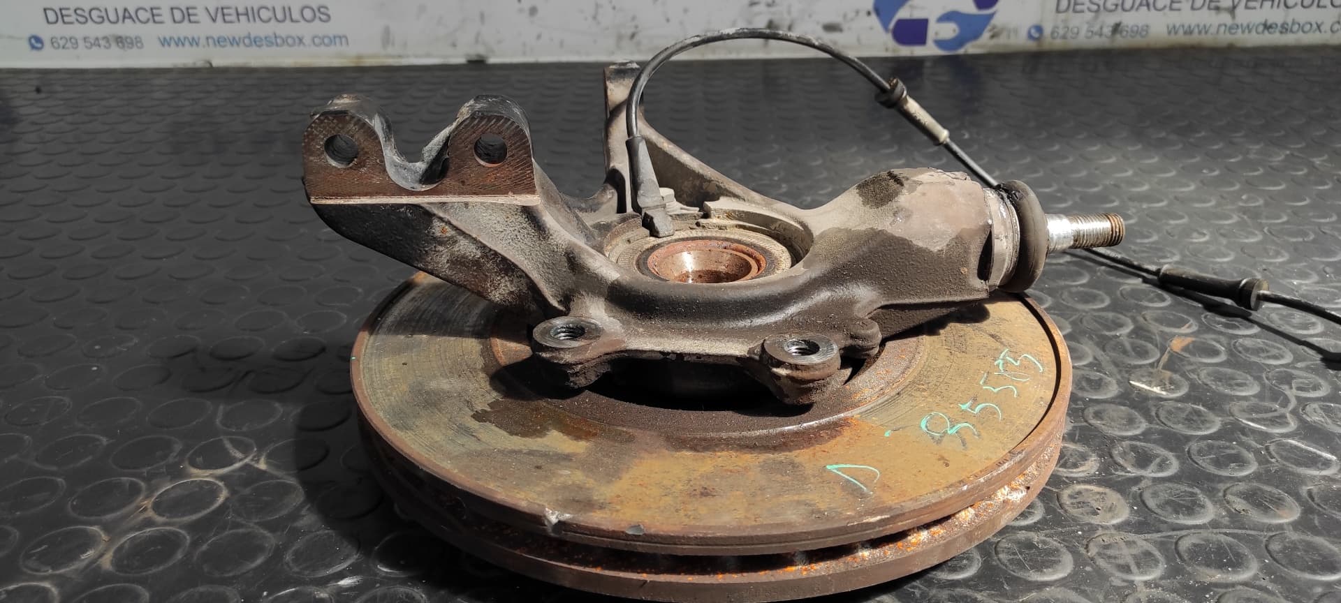 Recambio de MANGUETA DELANTERA DERECHA para PEUGEOT 308 5FW referencia OEM IAM    - GRIS 2
