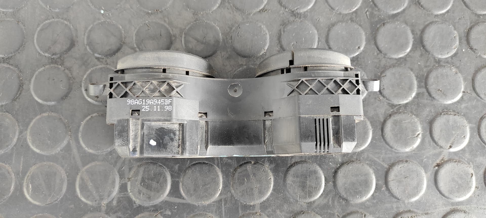 Recambio de MANDO MULTIFUNCION para FORD FOCUS BERLINA (CAK) Ghia EDDC referencia OEM IAM 98AG19A945BF   - GRIS 2