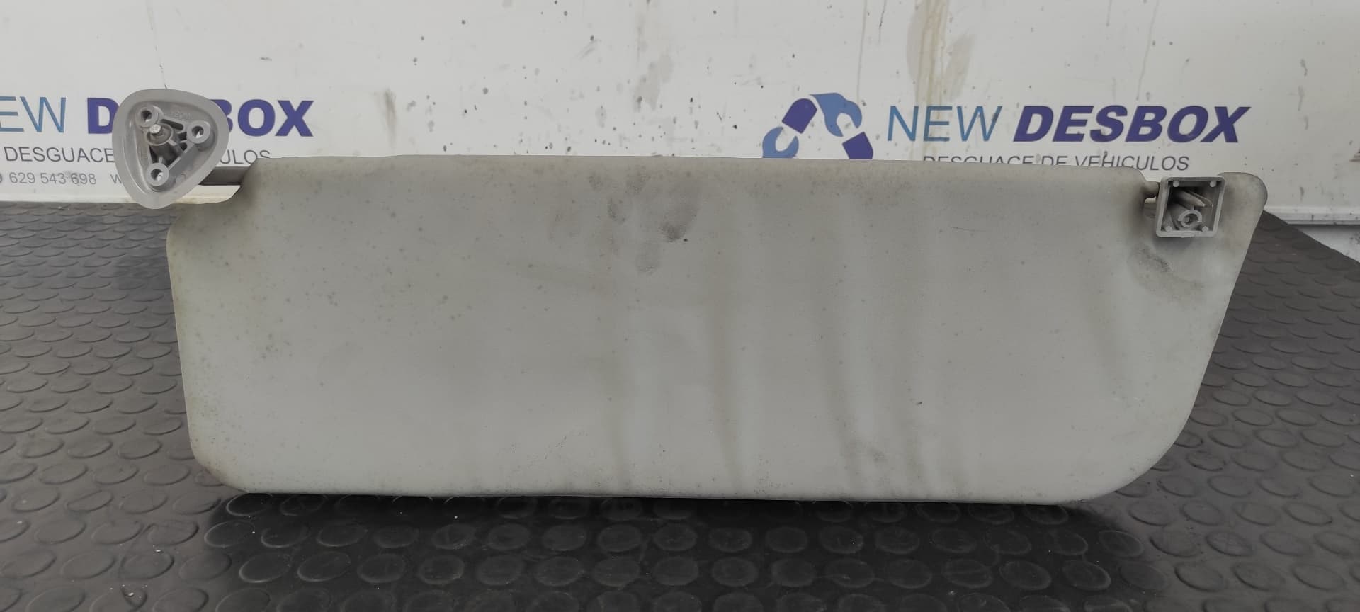 Recambio de PARASOL DERECHO para FORD TRANSIT CAJA ABIERTA '06 FT 330 K   Cabina simple, corta H9FB referencia OEM IAM    - BLANCO 3