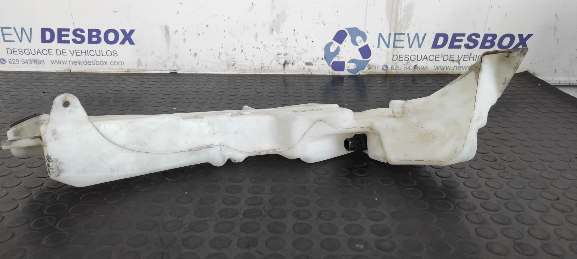 Recambio de DEPOSITO LIMPIA para FORD KUGA (CBS) Titanium S TXDA referencia OEM IAM 3M5113K163AC   - BLANCO 5