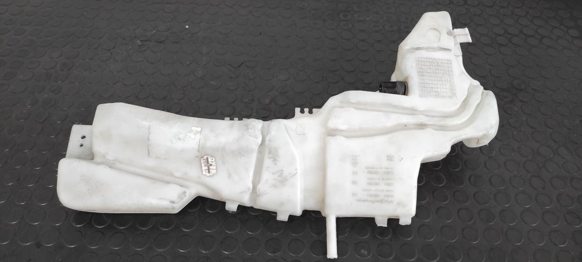 Recambio de DEPOSITO LIMPIA para FORD KUGA (CBS) Titanium S TXDA referencia OEM IAM 3M5113K163AC   - BLANCO 6
