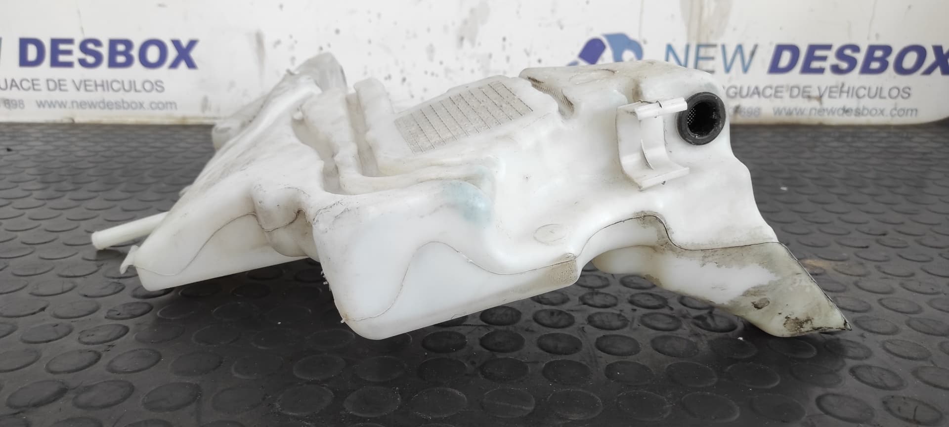 Recambio de DEPOSITO LIMPIA para FORD KUGA (CBS) Titanium S TXDA referencia OEM IAM 3M5113K163AC   - BLANCO 4