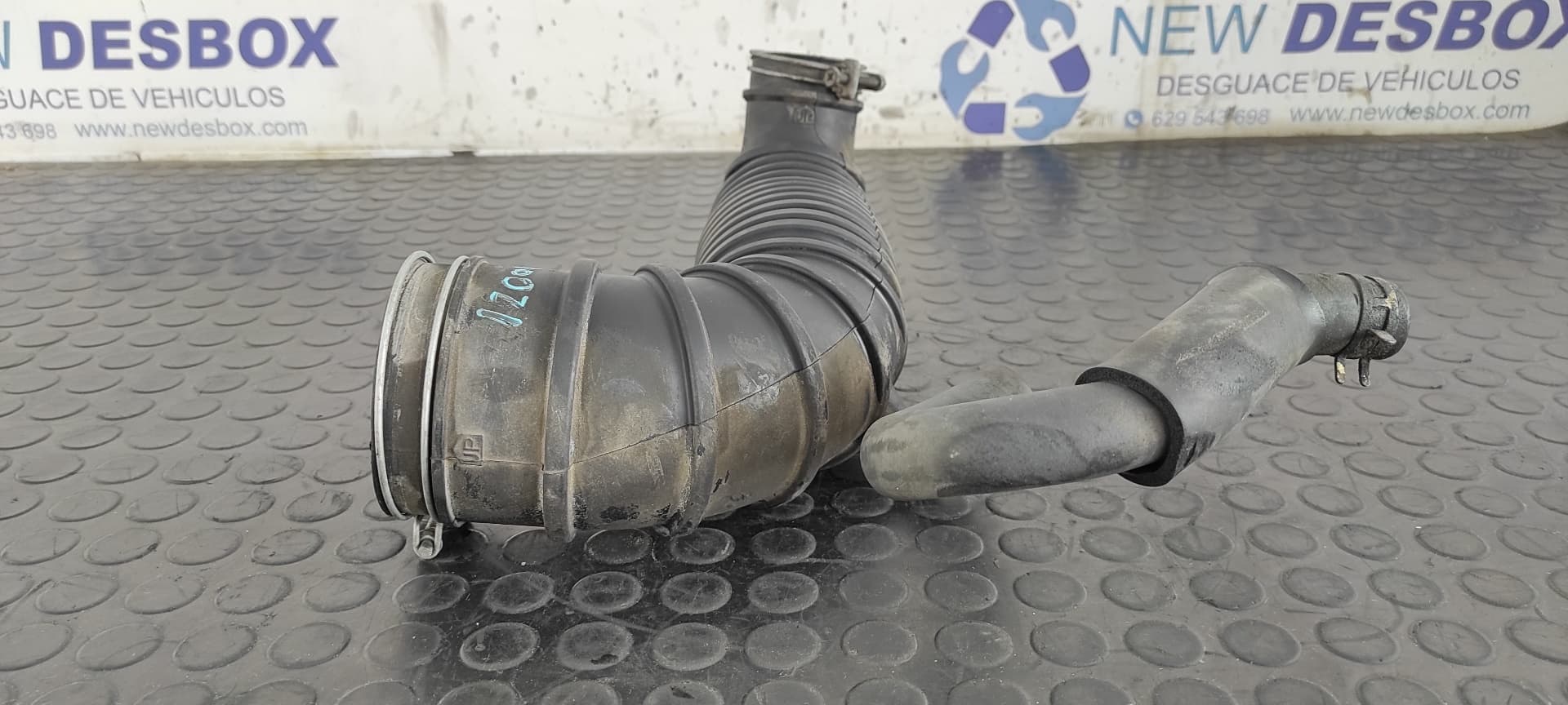 Recambio de TUBO para MITSUBISHI MONTERO (V60/V70) 3.2 DI-D Avance (5-ptas.) 4M41 referencia OEM IAM MR404734   - GRIS 4
