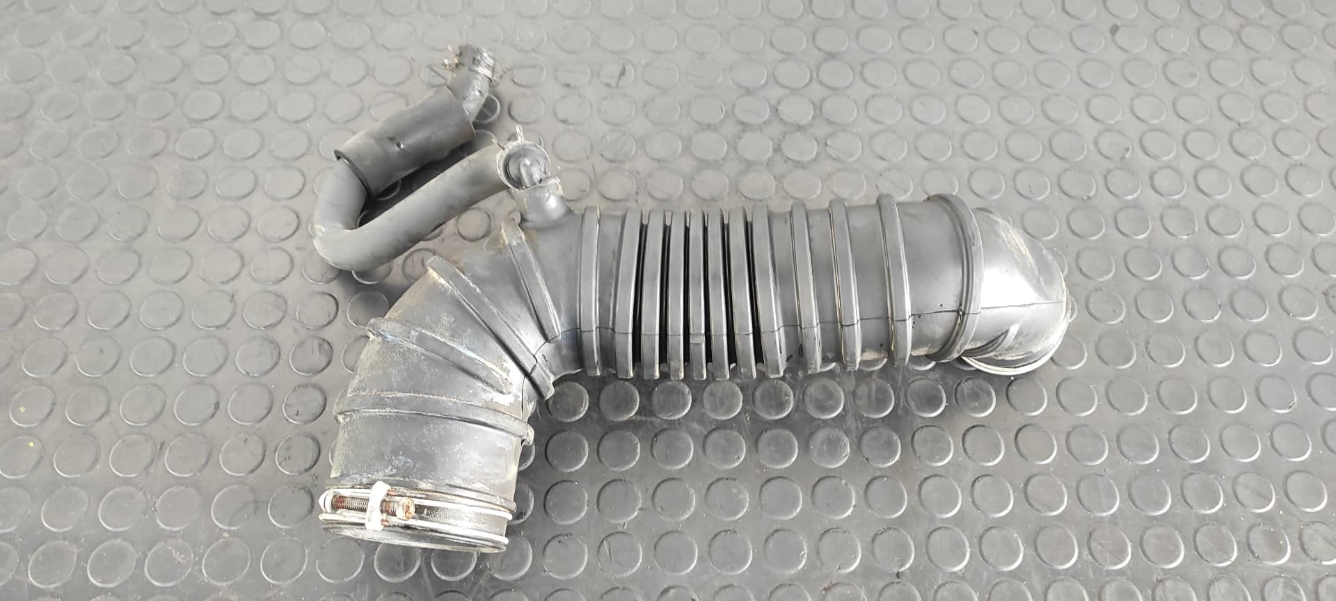 Recambio de TUBO para MITSUBISHI MONTERO (V60/V70) 3.2 DI-D Avance (5-ptas.) 4M41 referencia OEM IAM MR404734   - GRIS 3