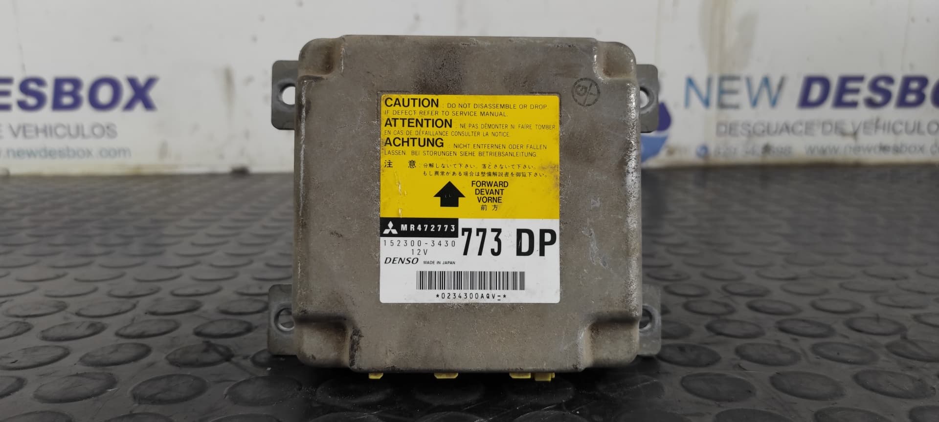 Recambio de CENTRALITA AIRBAG para MITSUBISHI MONTERO (V60/V70) 4M41 referencia OEM IAM MR472773   - GRIS