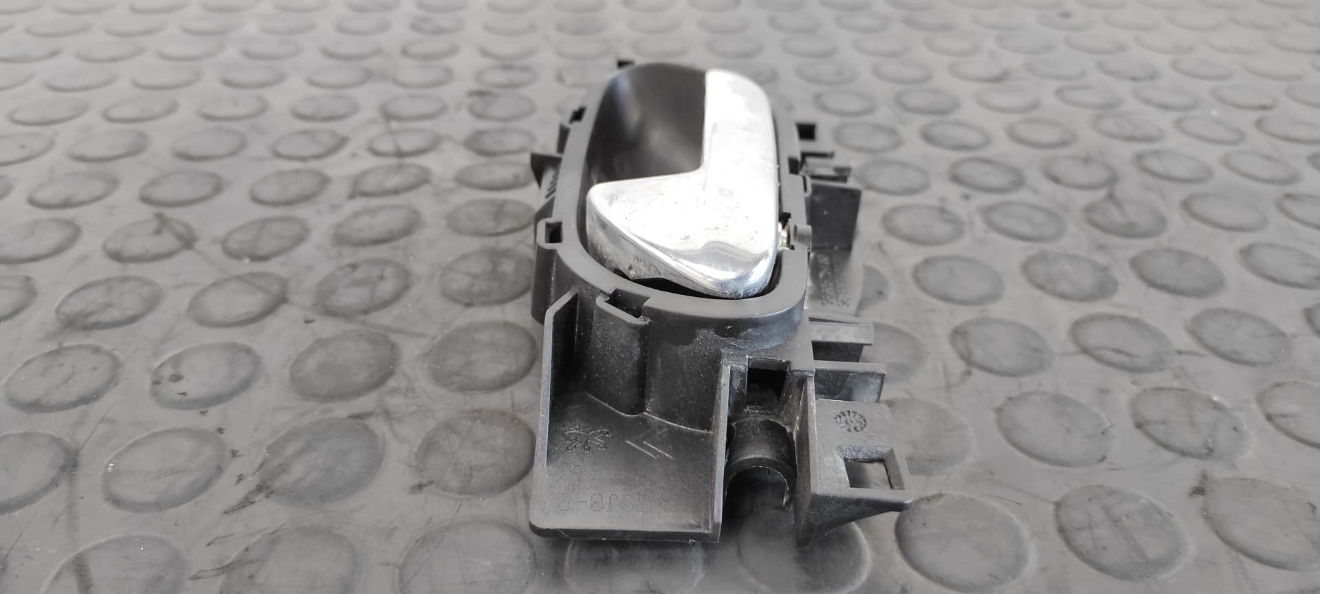 Recambio de MANETA INTERIOR TRASERA IZQUIERDA para PEUGEOT 308 Confort 5FW referencia OEM IAM 9660525480   - GRIS 5