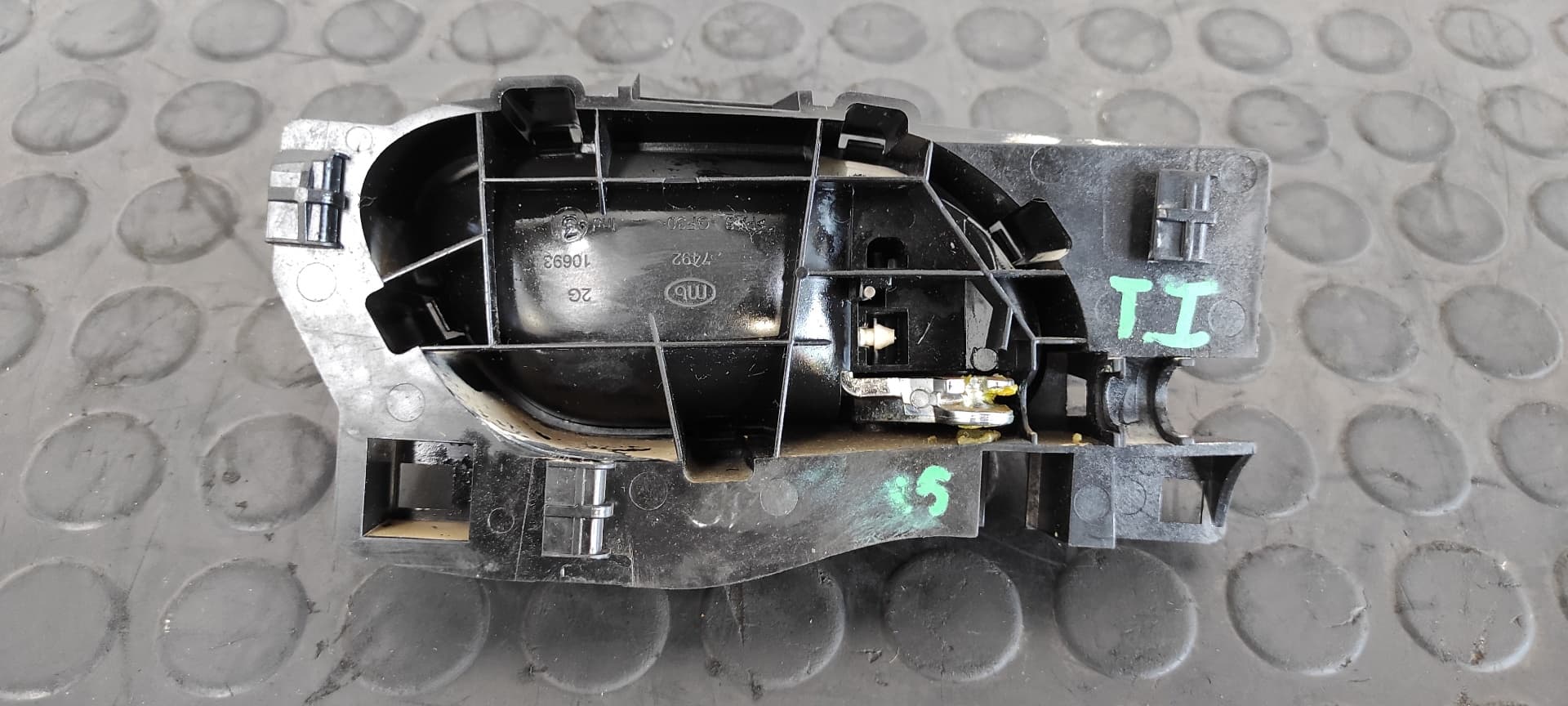 Recambio de MANETA INTERIOR TRASERA IZQUIERDA para PEUGEOT 308 Confort 5FW referencia OEM IAM 9660525480   - GRIS 4