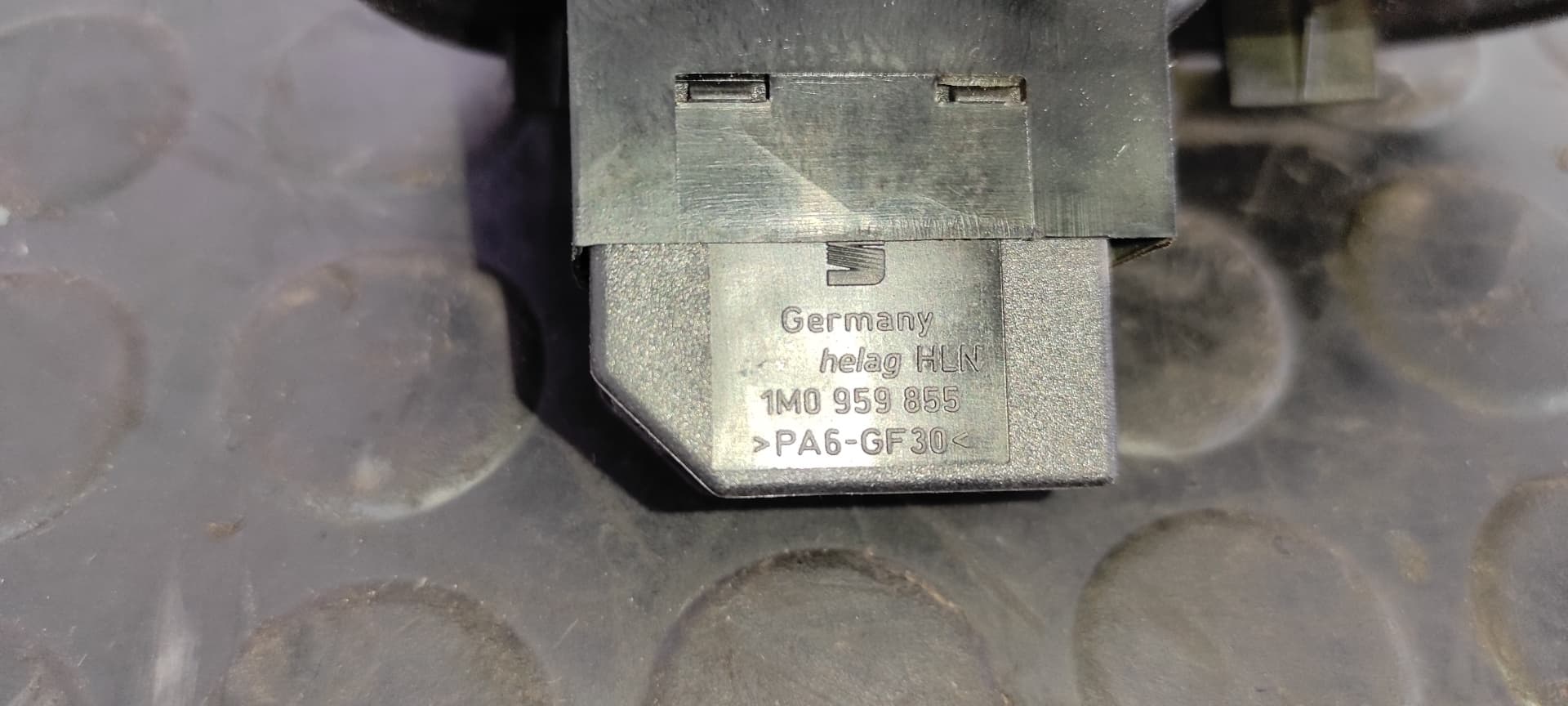 Recambio de MANDO ELEVALUNAS DELANTERO DERECHO para SEAT LEON (1M1) Last Edition AZD referencia OEM IAM 1M0959855   - AZUL 6