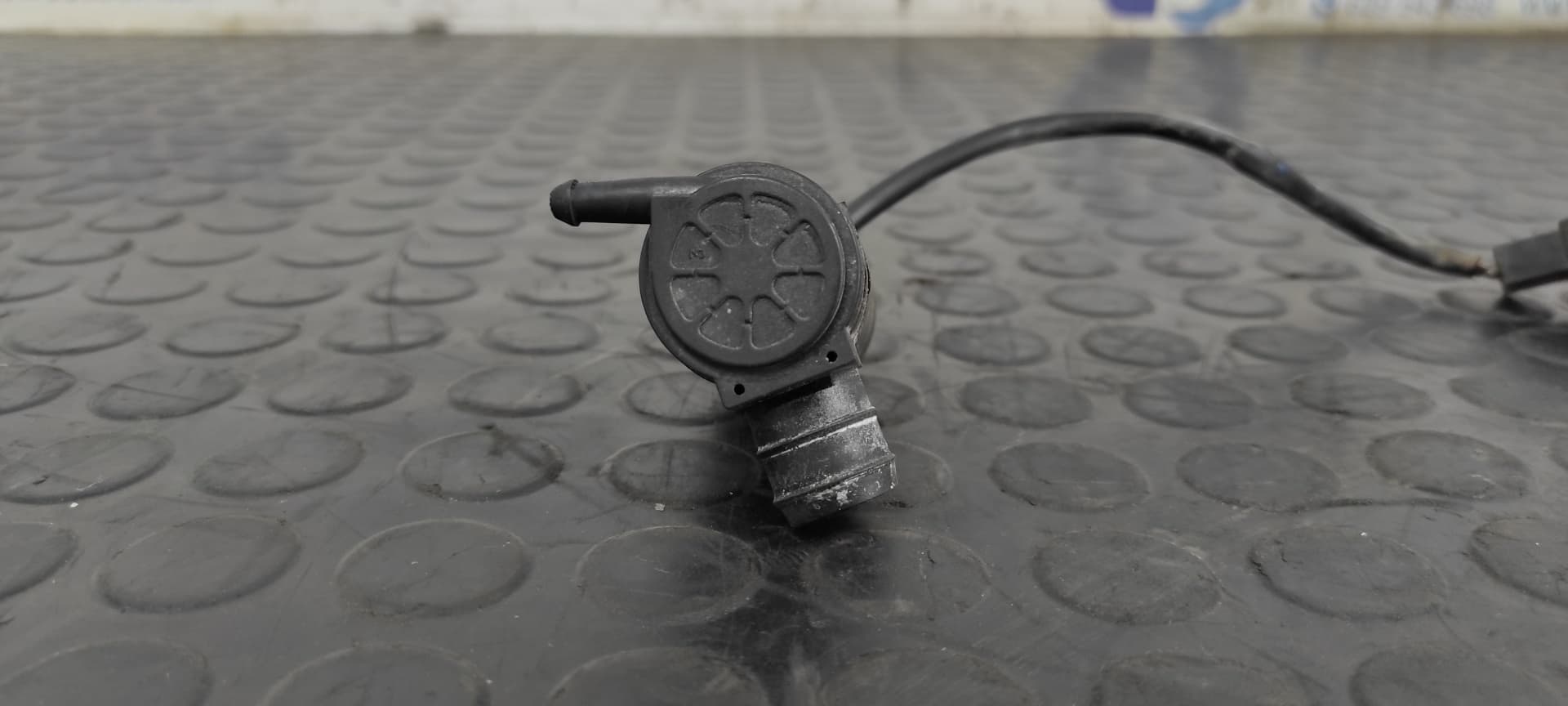 Recambio de BOMBA LIMPIA para HYUNDAI ATOS (MX) 1.0 CAT G4HD referencia OEM IAM 9851002000   - AZUL 2