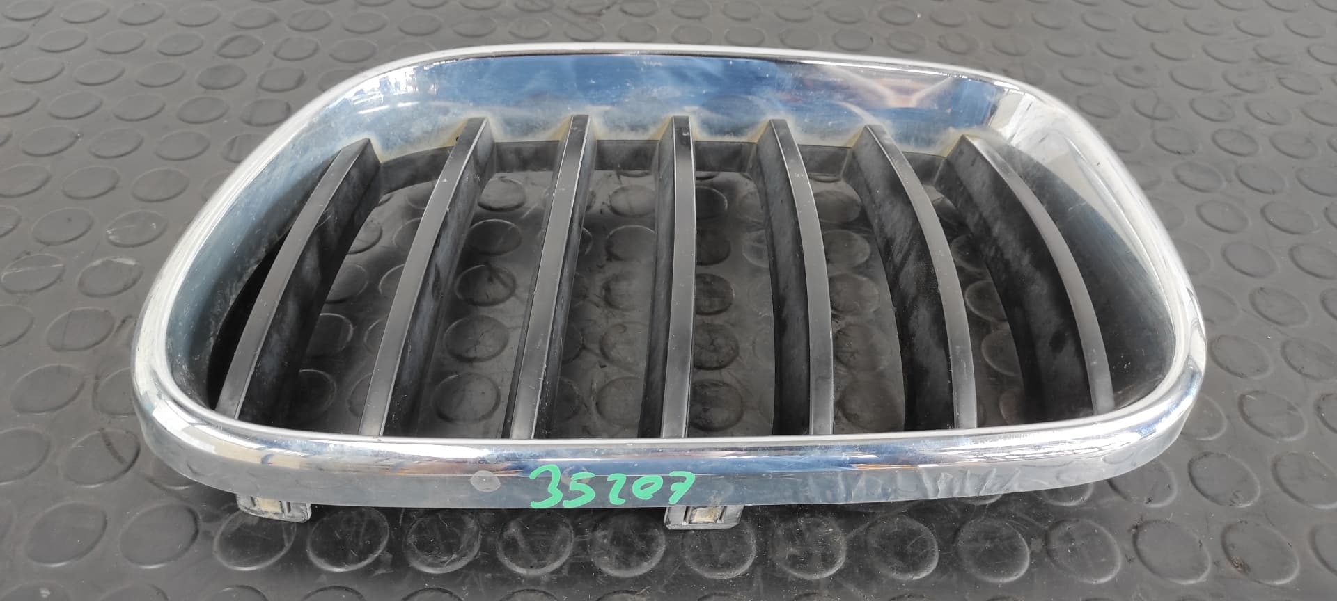 Recambio de REJILLA DELANTERA para BMW X3 (F25) sDrive 18d N47D20C referencia OEM IAM 51117210725   - GRIS 8