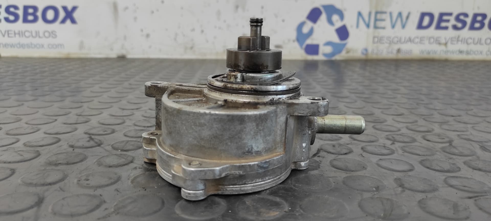 Recambio de DEPRESOR FRENO / BOMBA VACIO para MERCEDES-BENZ VITO MIXTO 06.2003 -> 111  CDI  Compacto  (639.601) 646982 referencia OEM IAM A6462300165   - BLANCO 2