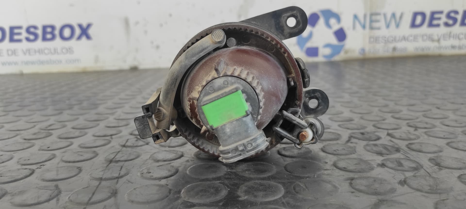 Recambio de FARO ANTINIEBLA IZQUIERDO para VOLKSWAGEN GOLF V BERLINA (1K1) GT Sport BKD referencia OEM IAM 084412023L   - GRIS 6
