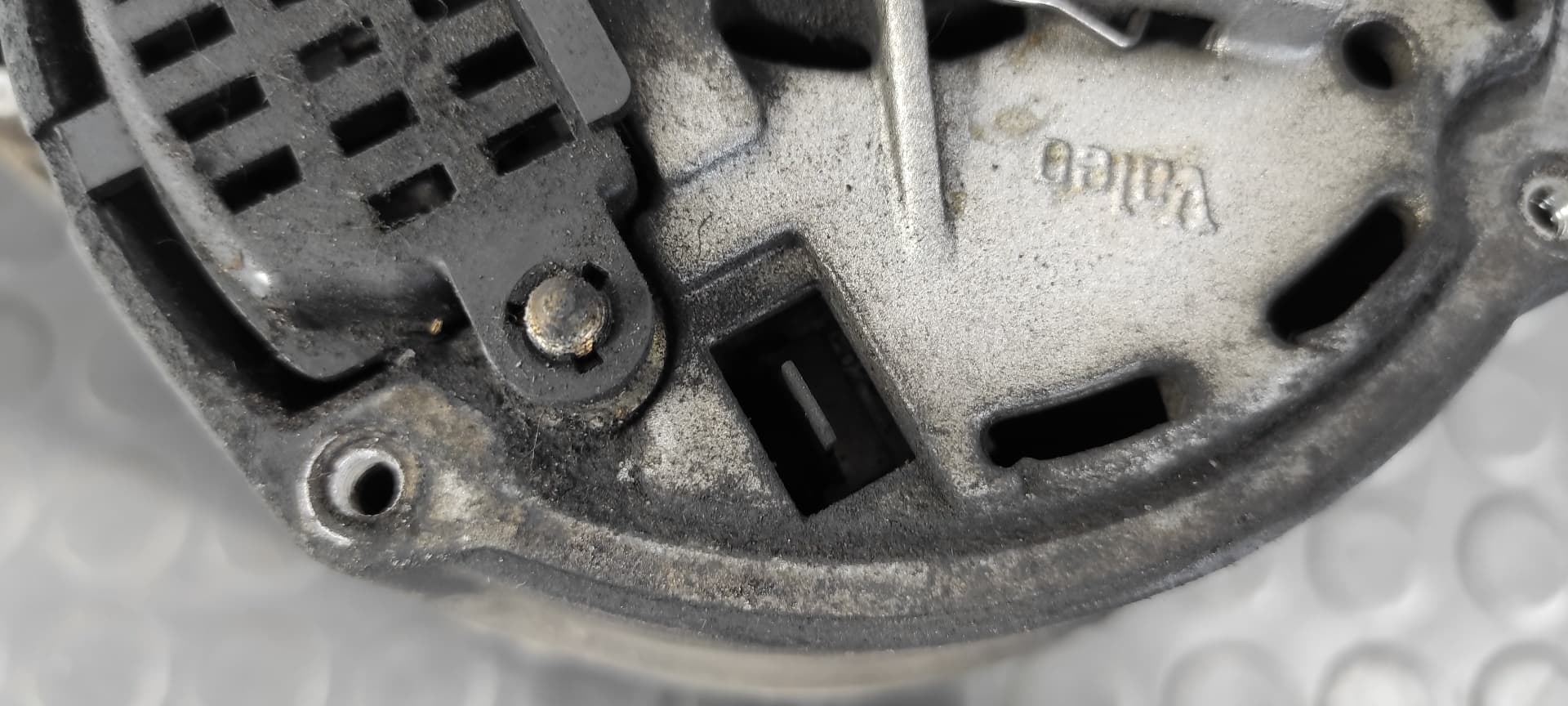 Recambio de ALTERNADOR para MERCEDES-BENZ CLASE E (W124) BERLINA OM602962 referencia OEM IAM 436120   - GRIS 8