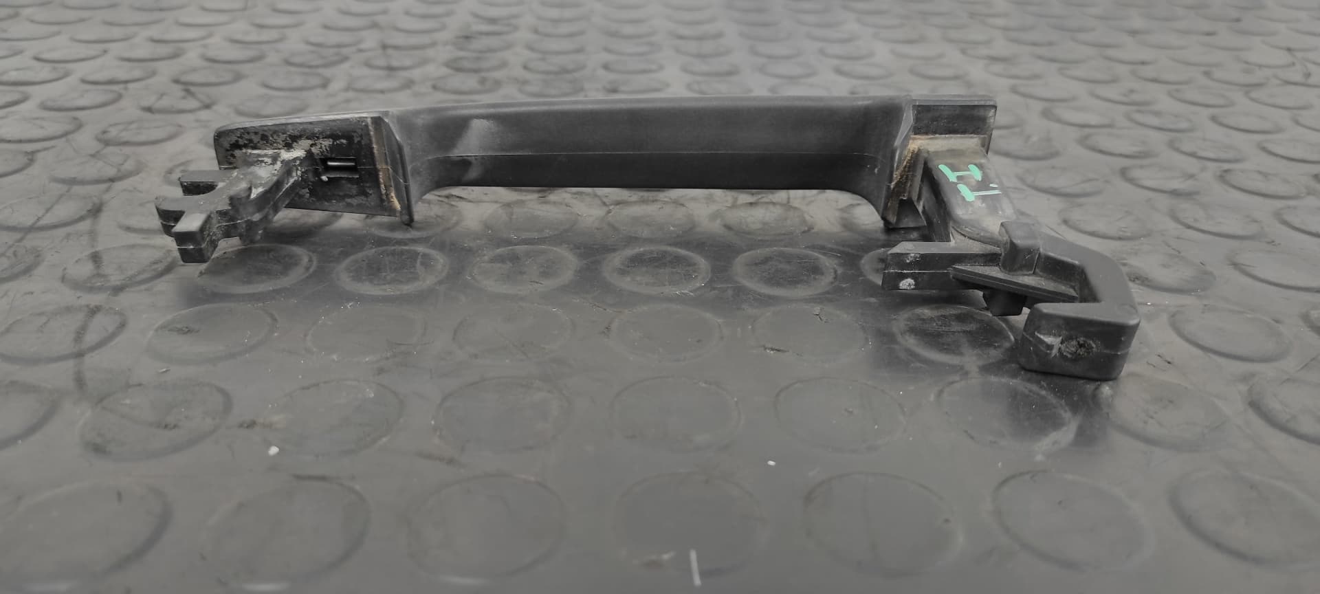 Recambio de MANETA  TRASERA IZQUIERDA para MERCEDES-BENZ CLASE E (W124) BERLINA D-Turbo 250 (124.128) OM602962 referencia OEM IAM    - GRIS 2
