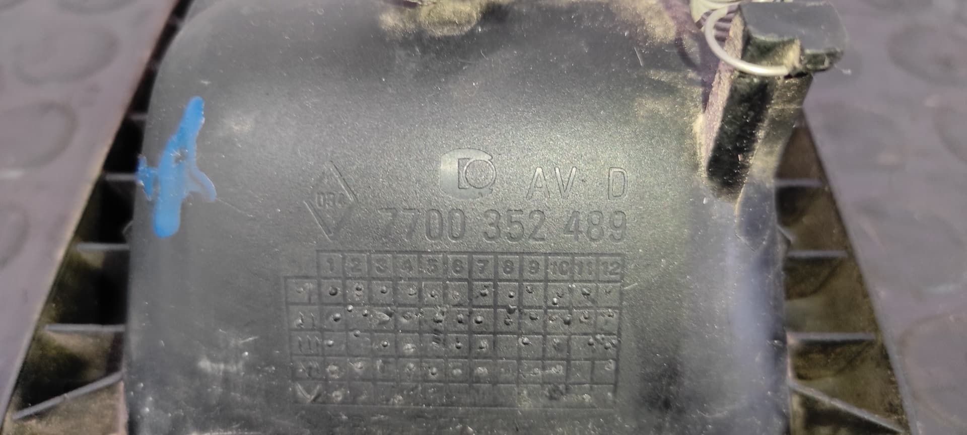 Recambio de MANETA DELANTERA DERECHA para RENAULT MASTER II referencia OEM IAM 7700352489 5