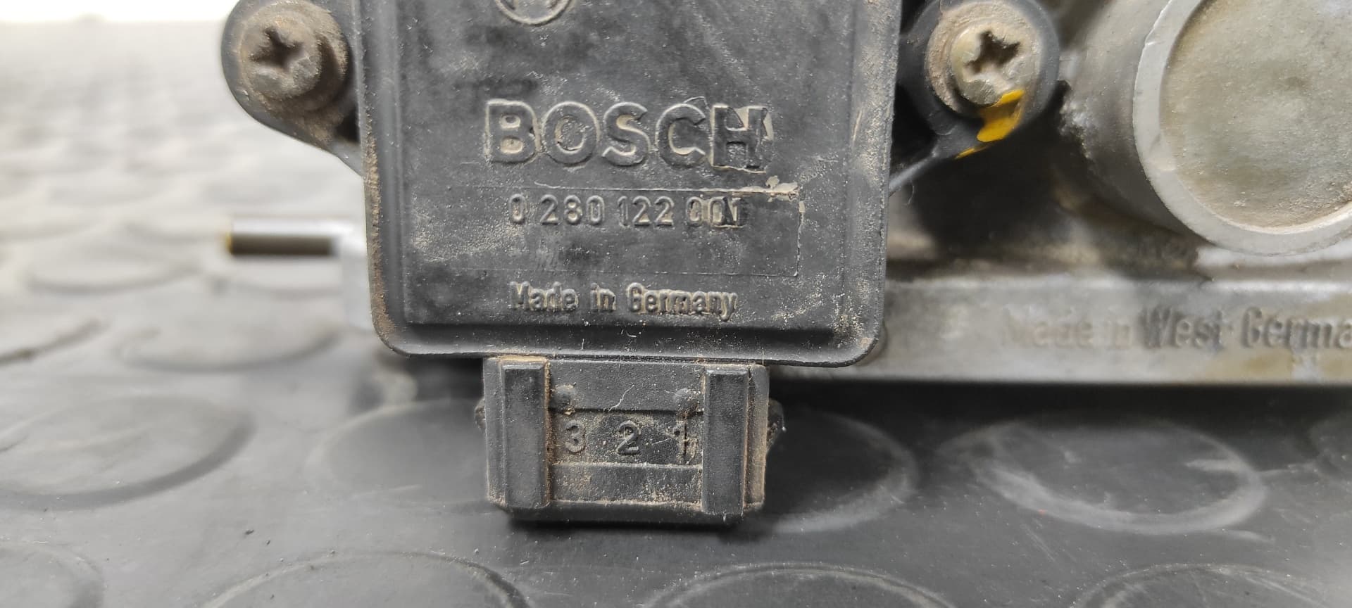 Recambio de CAJA MARIPOSA para OPEL SENATOR B C30SE referencia OEM IAM 90324480 2