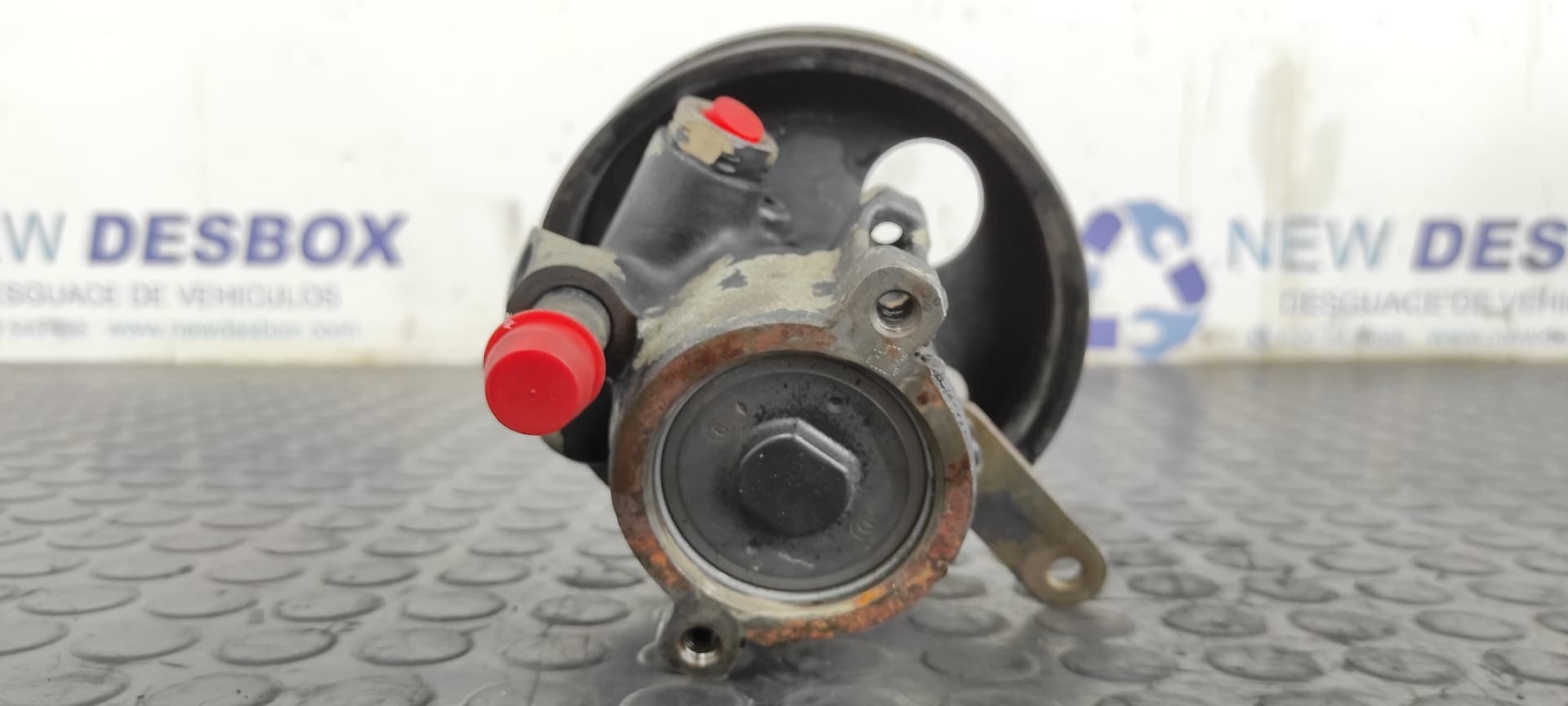 Recambio de BOMBA DIRECCION para OPEL SENATOR B C30SE referencia OEM IAM 90285661 5