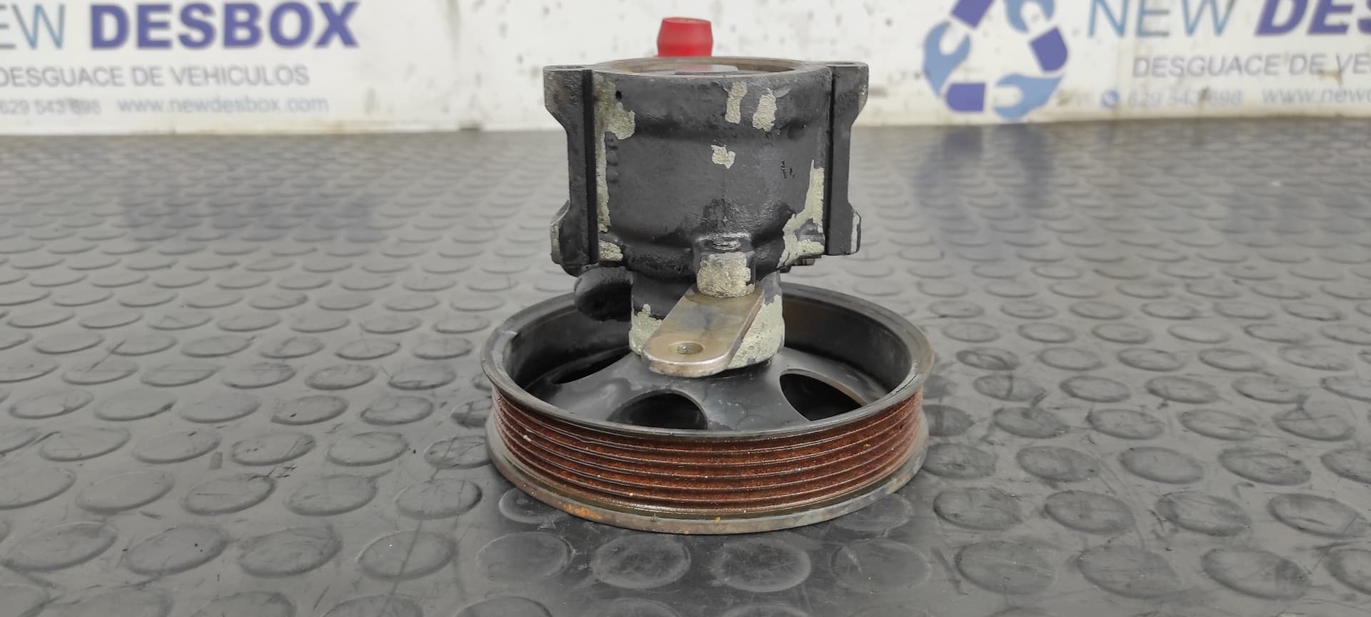 Recambio de BOMBA DIRECCION para OPEL SENATOR B C30SE referencia OEM IAM 90285661 4