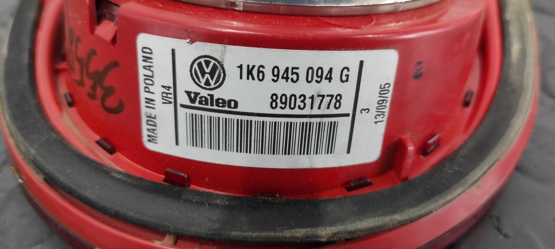 Recambio de PILOTO PORTON DERECHO para VOLKSWAGEN GOLF V BERLINA (1K1) Highline BKC referencia OEM IAM 1K6945094G   - NEGRO 10