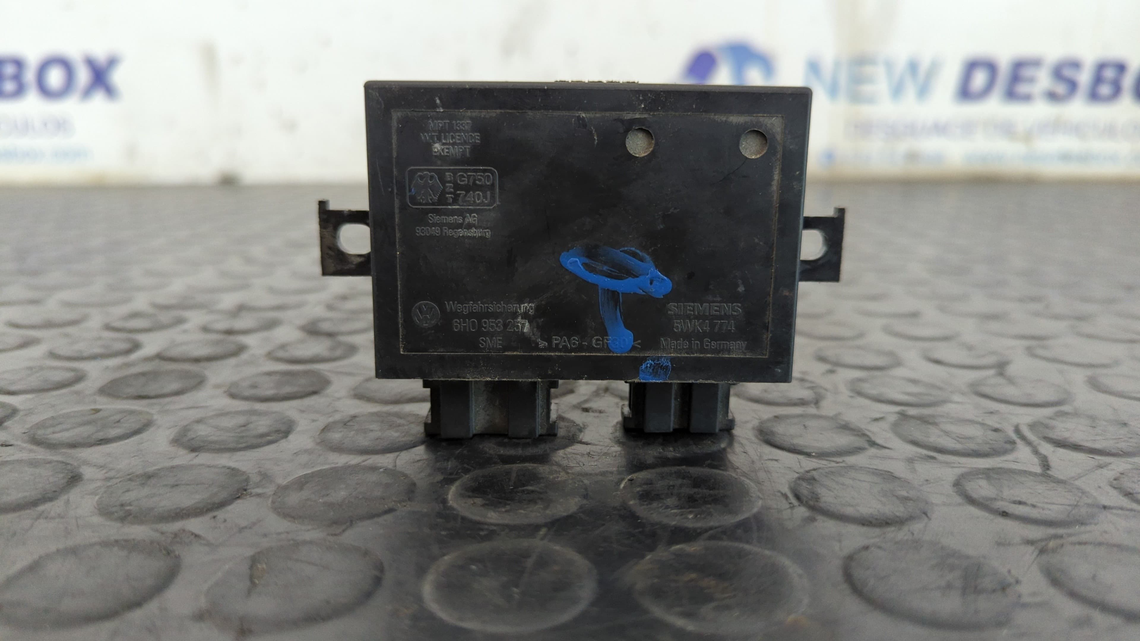 Recambio de CENTRALITA INMOVILIZADOR para VOLKSWAGEN POLO BERLINA (6N1) Air AEX referencia OEM IAM 6H0953257   - AZUL
