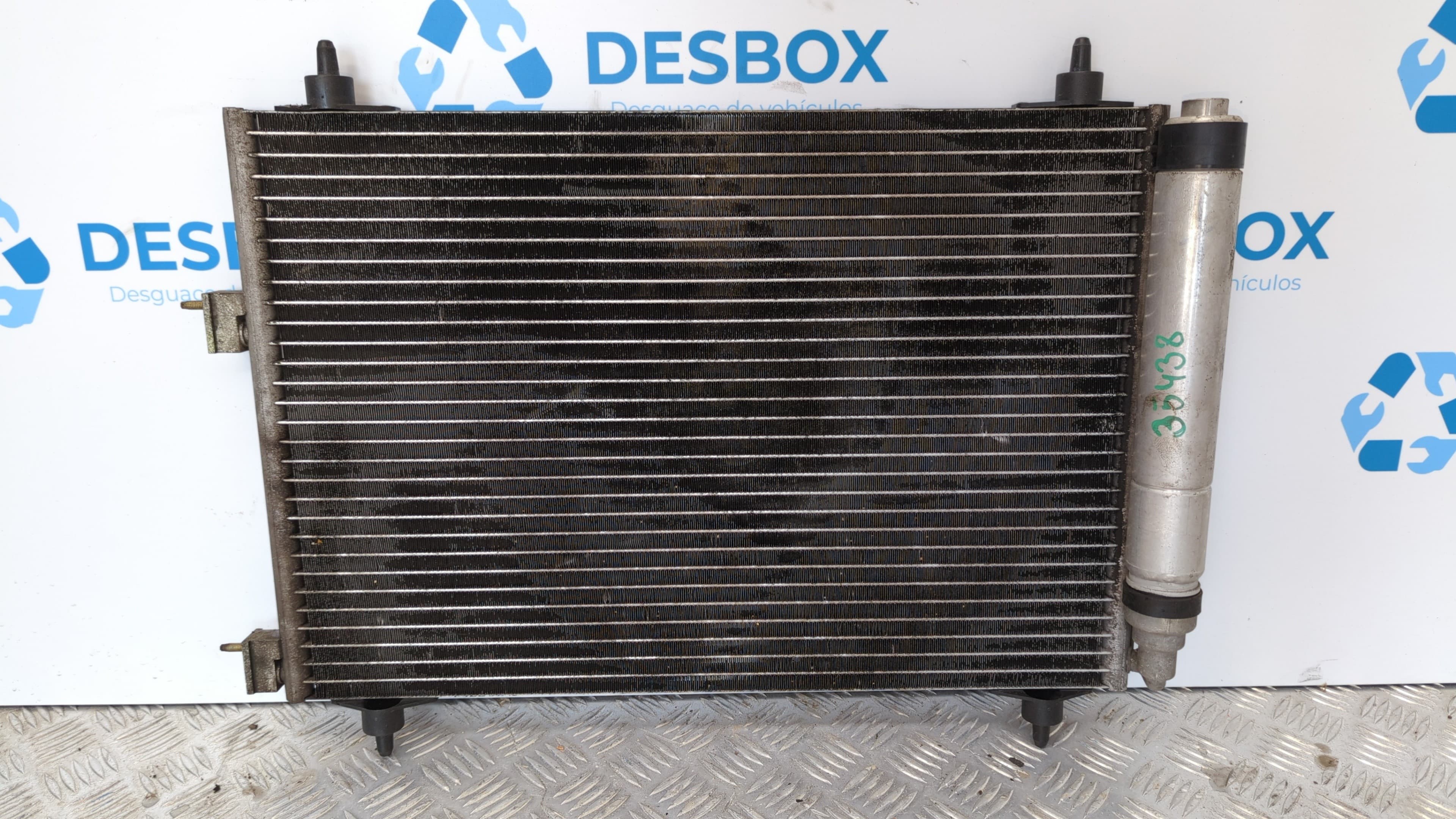 Recambio de CONDENSADOR / RADIADOR  AIRE ACONDICIONADO para PEUGEOT 307 BERLINA (S2) 1.6 16V CAT NFUTU5JP4 referencia OEM IAM 9638574080   - GRIS