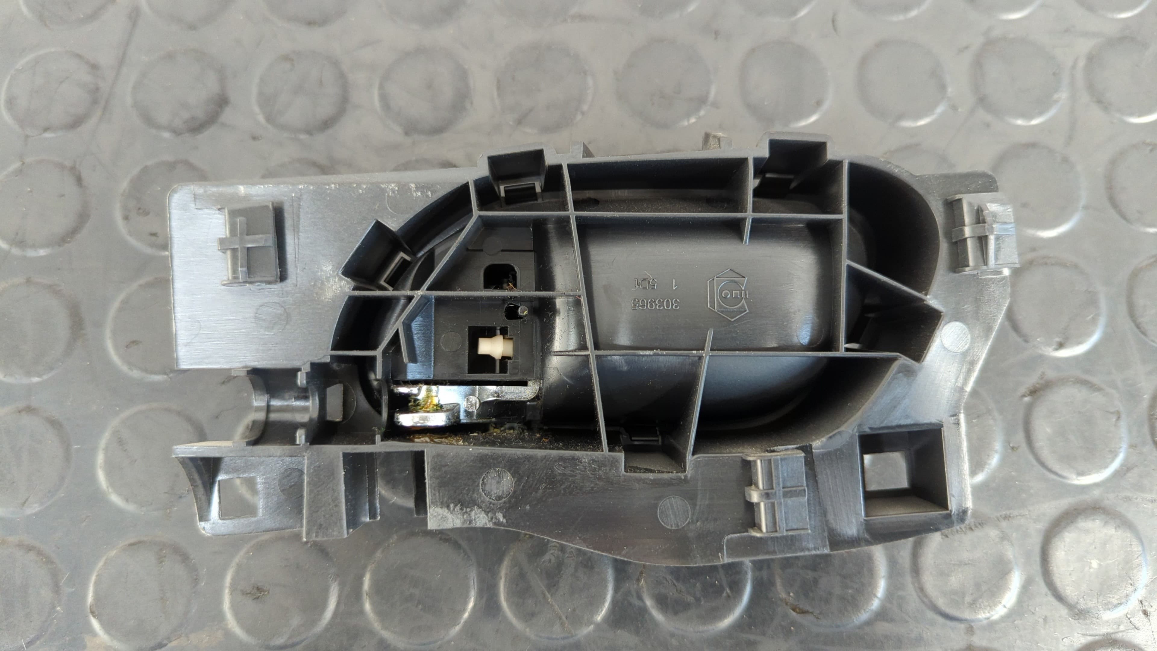 Recambio de MANETA INTERIOR TRASERA DERECHA para CITROEN C4 GRAND PICASSO Exclusive RHJDW10BTED4 referencia OEM IAM 96555516VD   - GRIS 2
