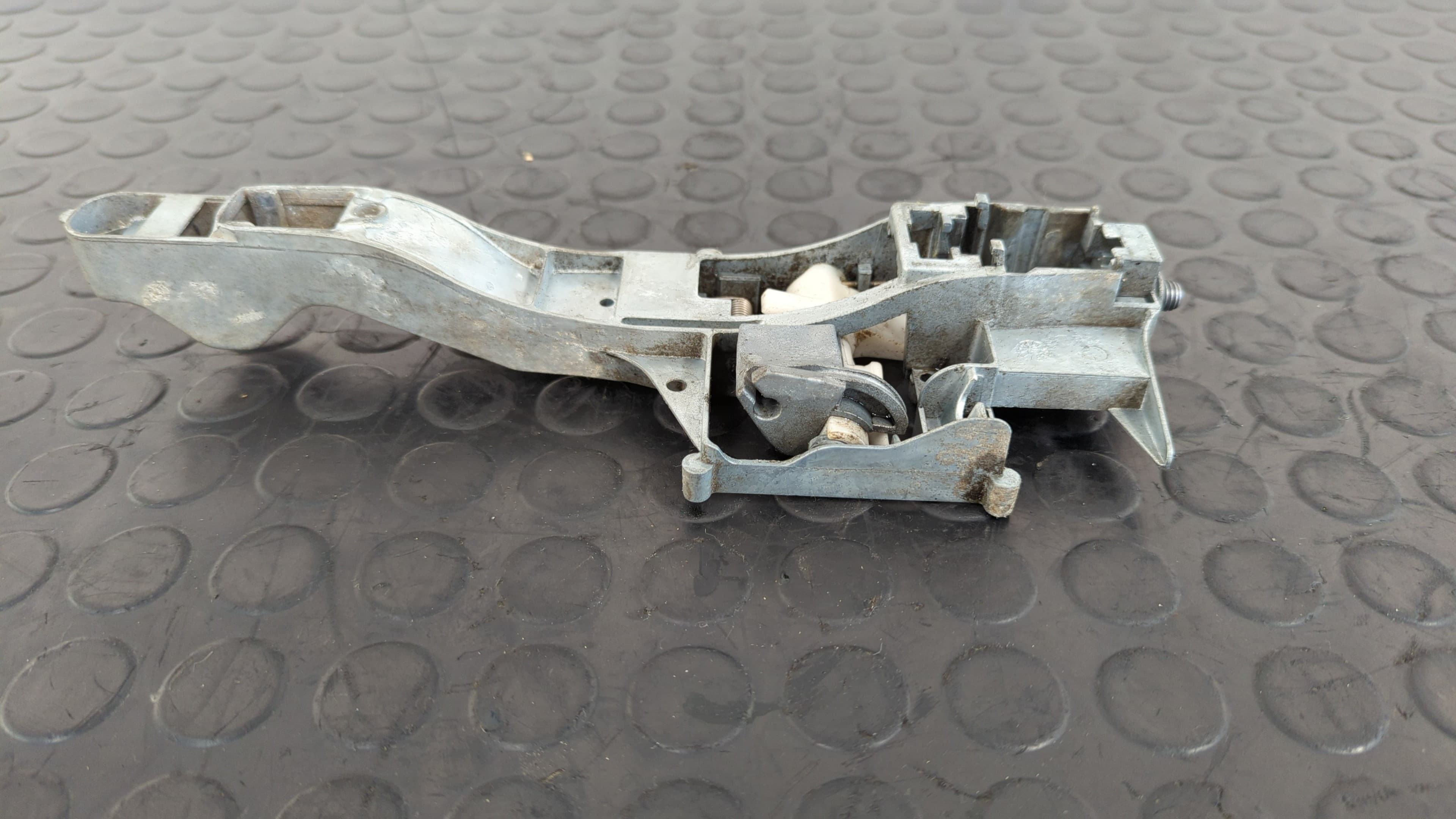 Recambio de MANETA DELANTERA DERECHA para CITROEN C4 GRAND PICASSO Exclusive RHJDW10BTED4 referencia OEM IAM 9680168580   - GRIS 4