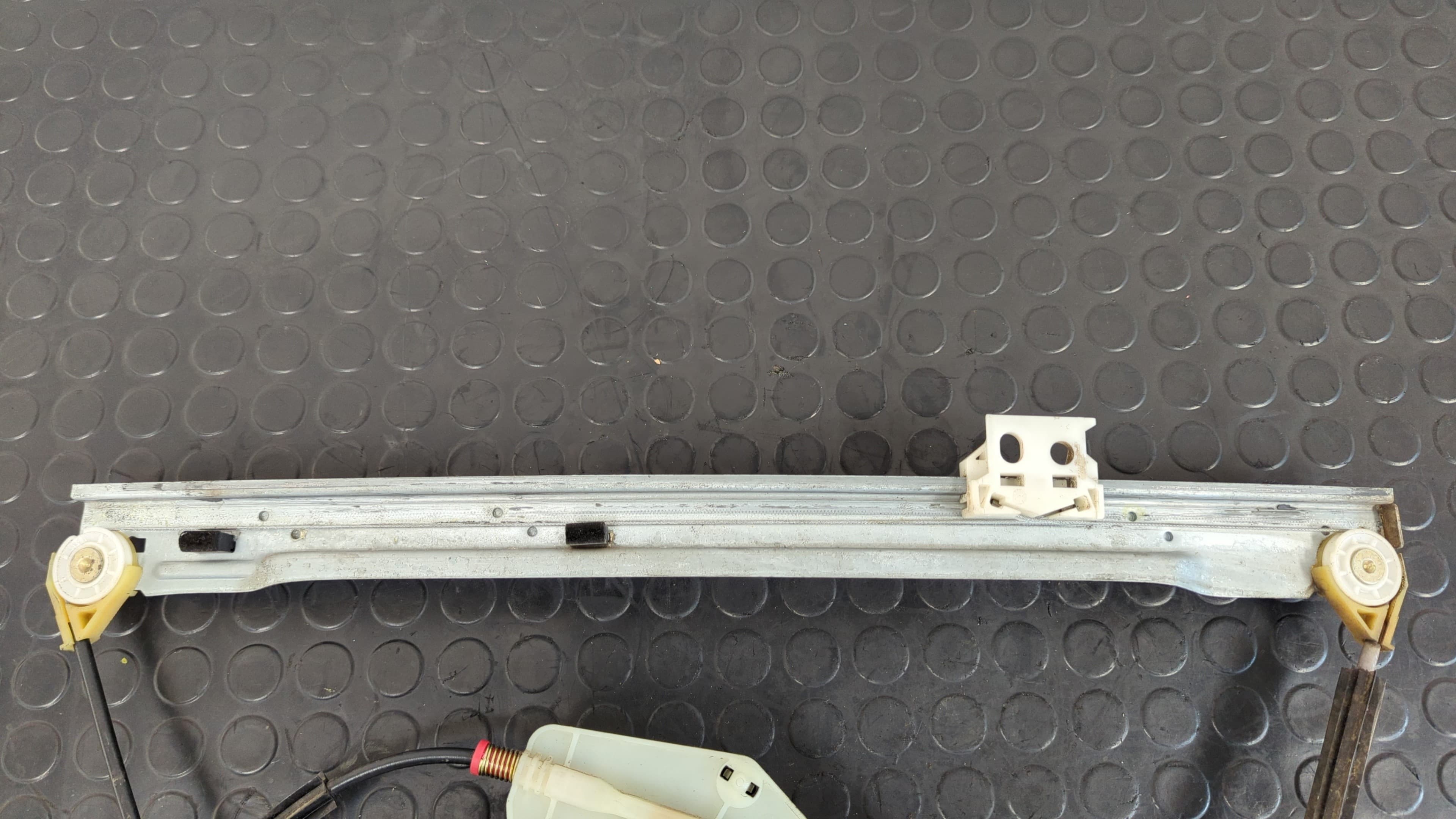Recambio de ELEVALUNAS DELANTERO DERECHO para CITROEN C4 GRAND PICASSO RHJDW10BTED4 referencia OEM IAM 9654087780   - GRIS 2