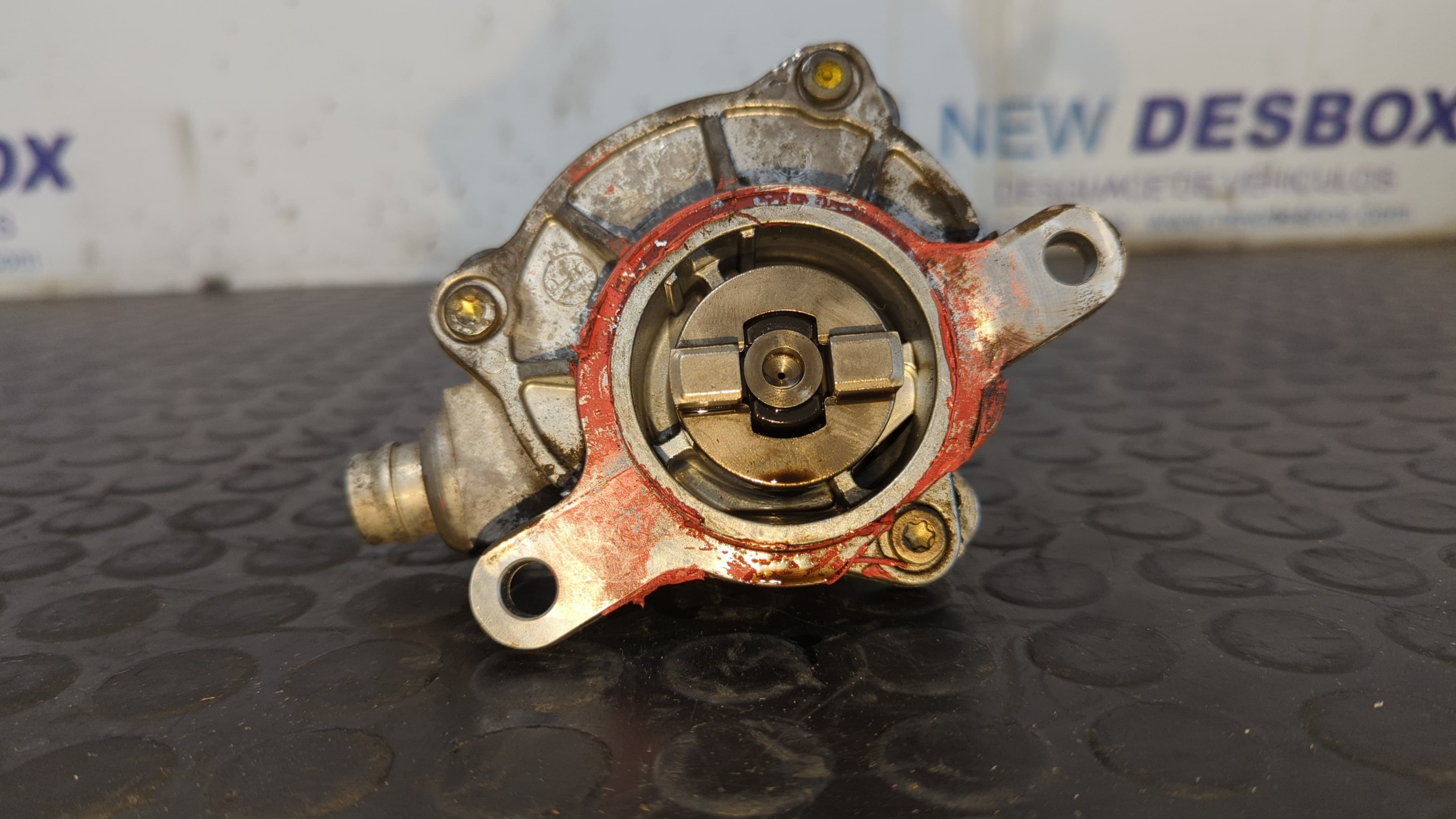 Recambio de DEPRESOR FRENO / BOMBA VACIO para RENAULT MASTER II PH. 2 DOKA/PR. FGST Caja abierta Batalla 3578 mm G9UA7 referencia OEM IAM 8200478188A   - BLANCO 2