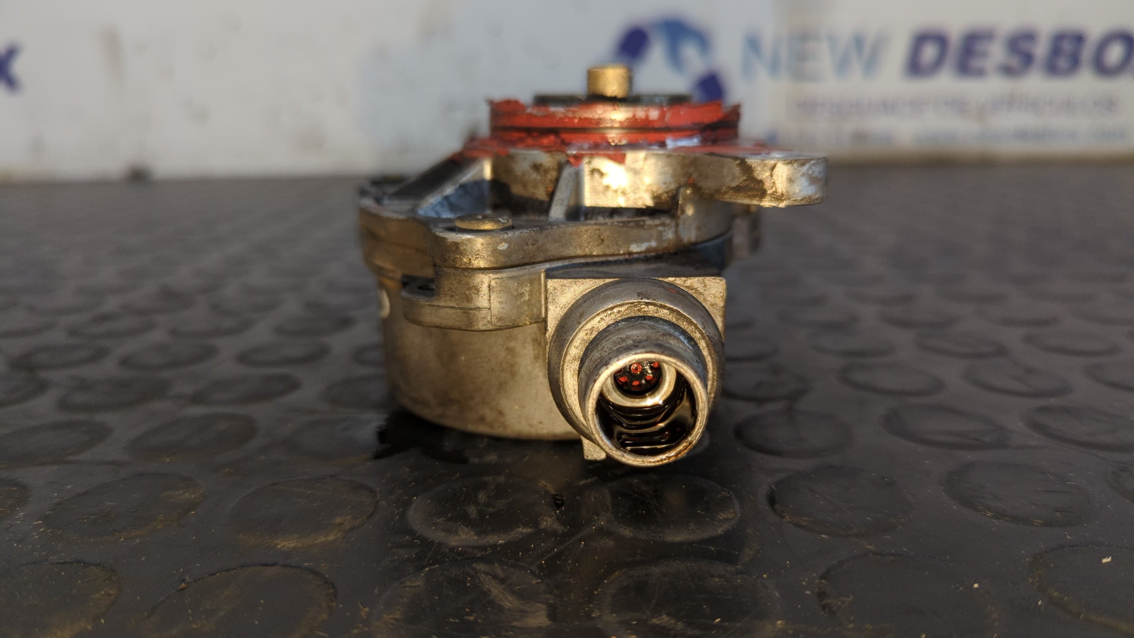 Recambio de DEPRESOR FRENO / BOMBA VACIO para RENAULT MASTER II PH. 2 DOKA/PR. FGST Caja abierta Batalla 3578 mm G9UA7 referencia OEM IAM 8200478188A   - BLANCO 3