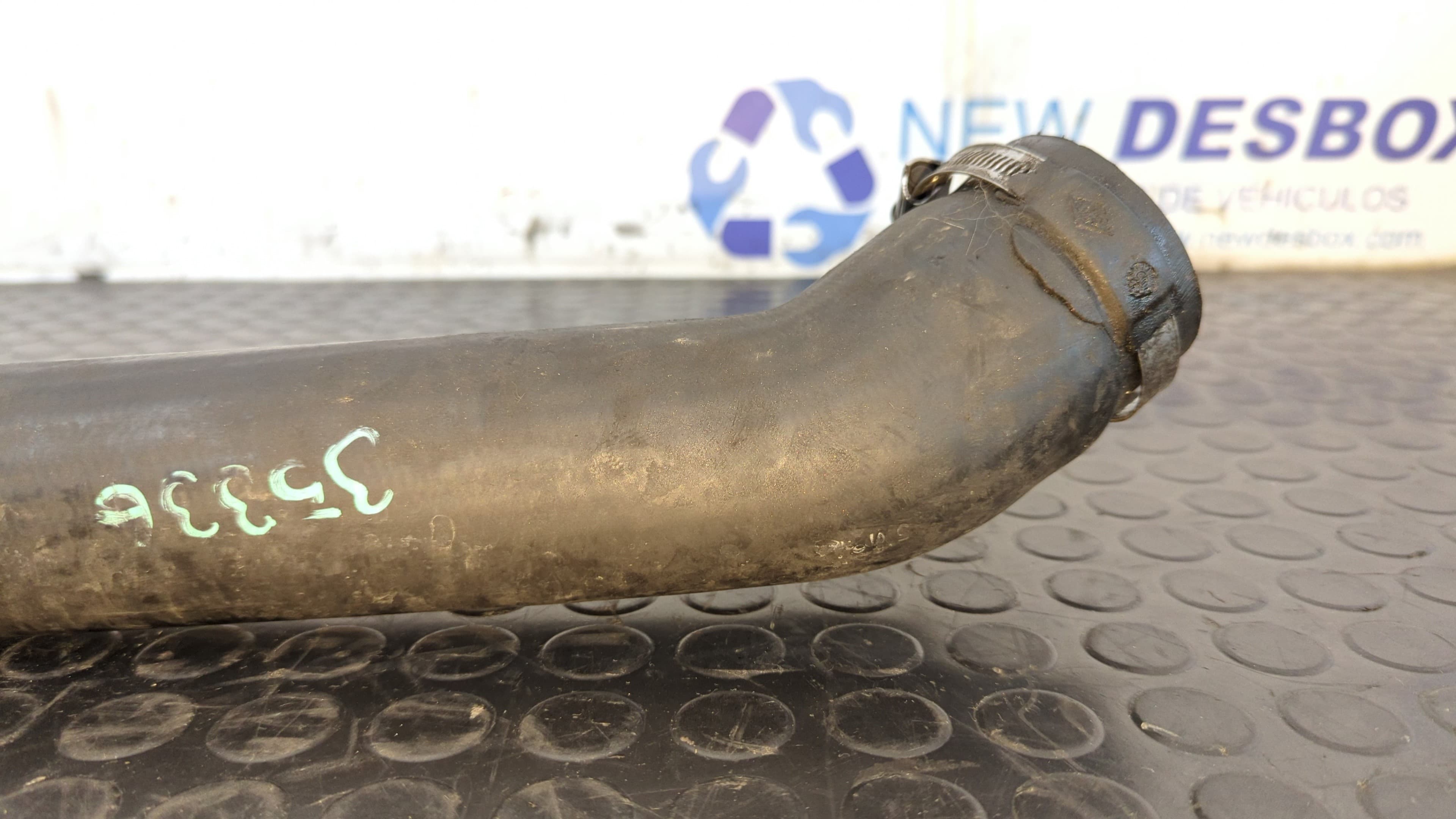Recambio de TUBO para RENAULT MASTER II PH. 2 DOKA/PR. FGST Caja abierta Batalla 3578 mm G9UA7 referencia OEM IAM 8200247086   - BLANCO 3