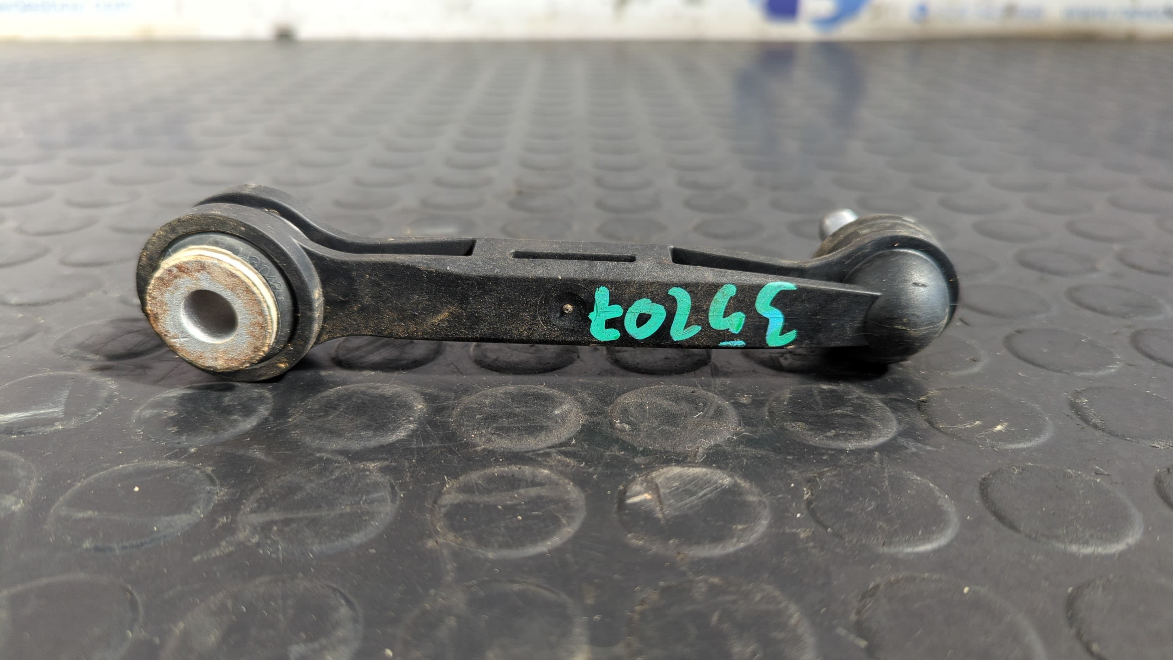Recambio de BARRA ESTABILIZADORA TRASERA para BMW X3 (F25) sDrive 18d N47D20C referencia OEM IAM BMW 324   - GRIS 8