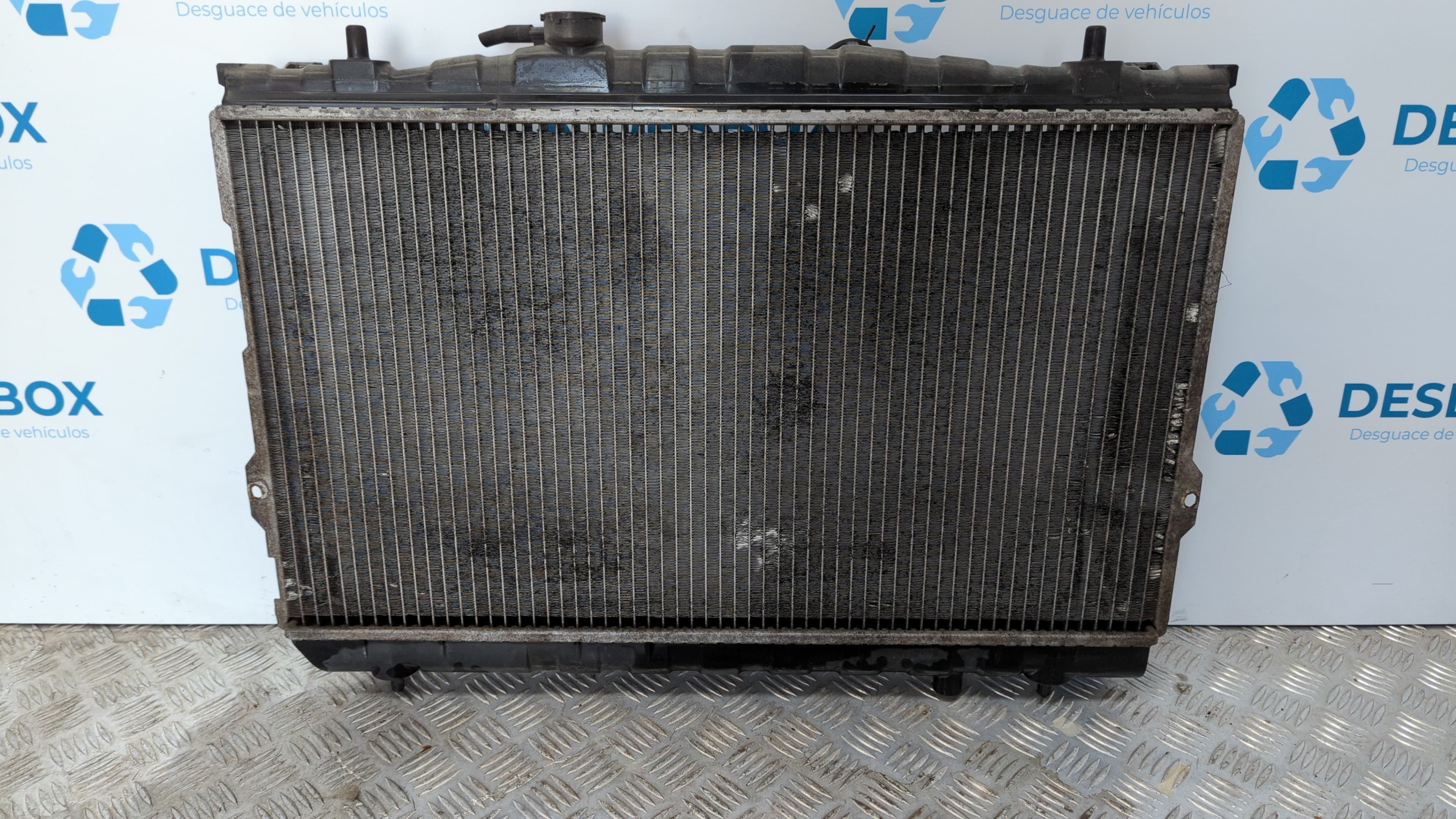 Recambio de RADIADOR AGUA para HYUNDAI LANTRA BERLINA (RD) 2.0 16V CAT            referencia OEM IAM    - VERDE 3