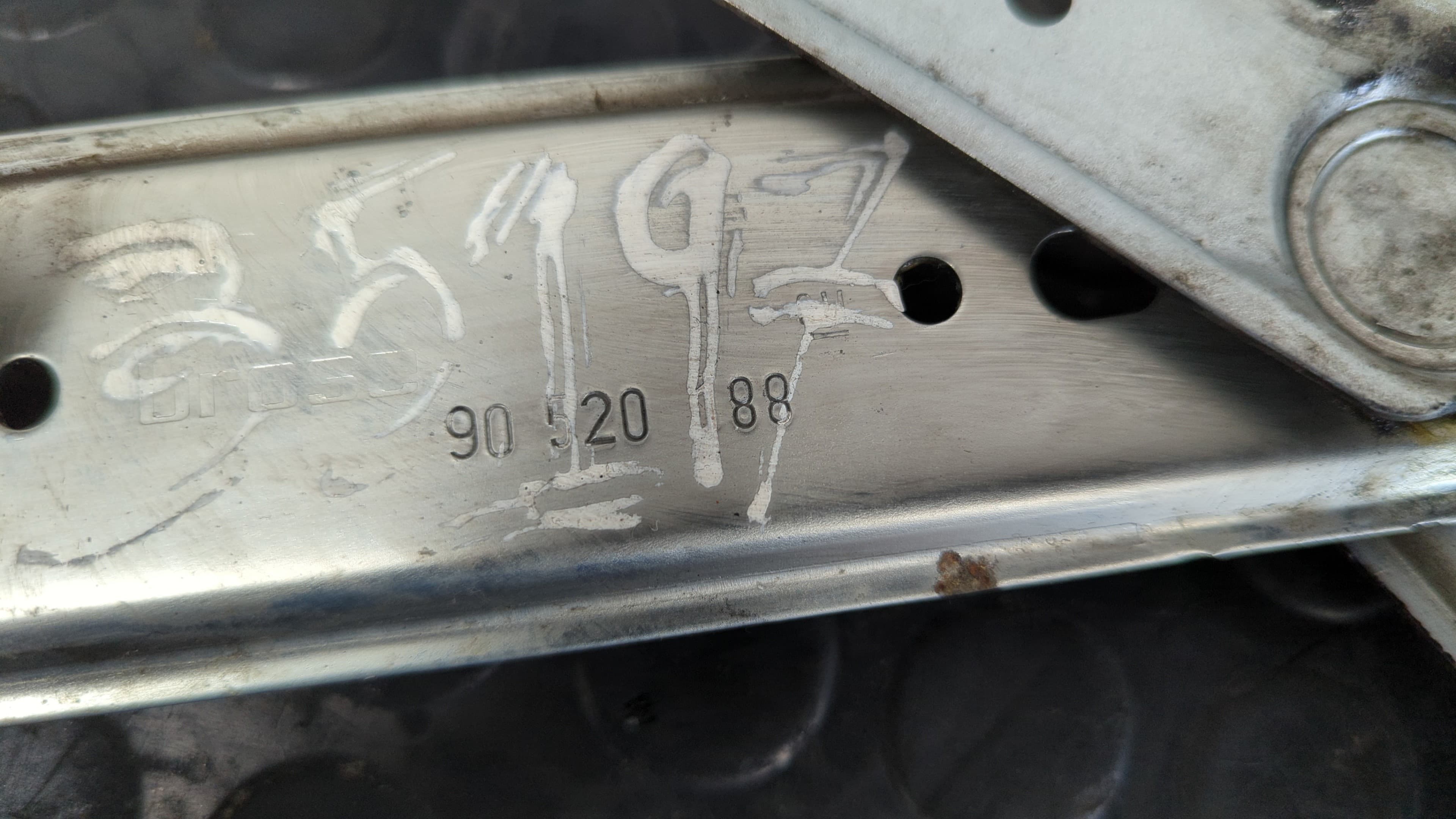 Recambio de ELEVALUNAS DELANTERO DERECHO para OPEL CORSA B Edition 2000 X12XE referencia OEM IAM 90520188   - GRIS 4