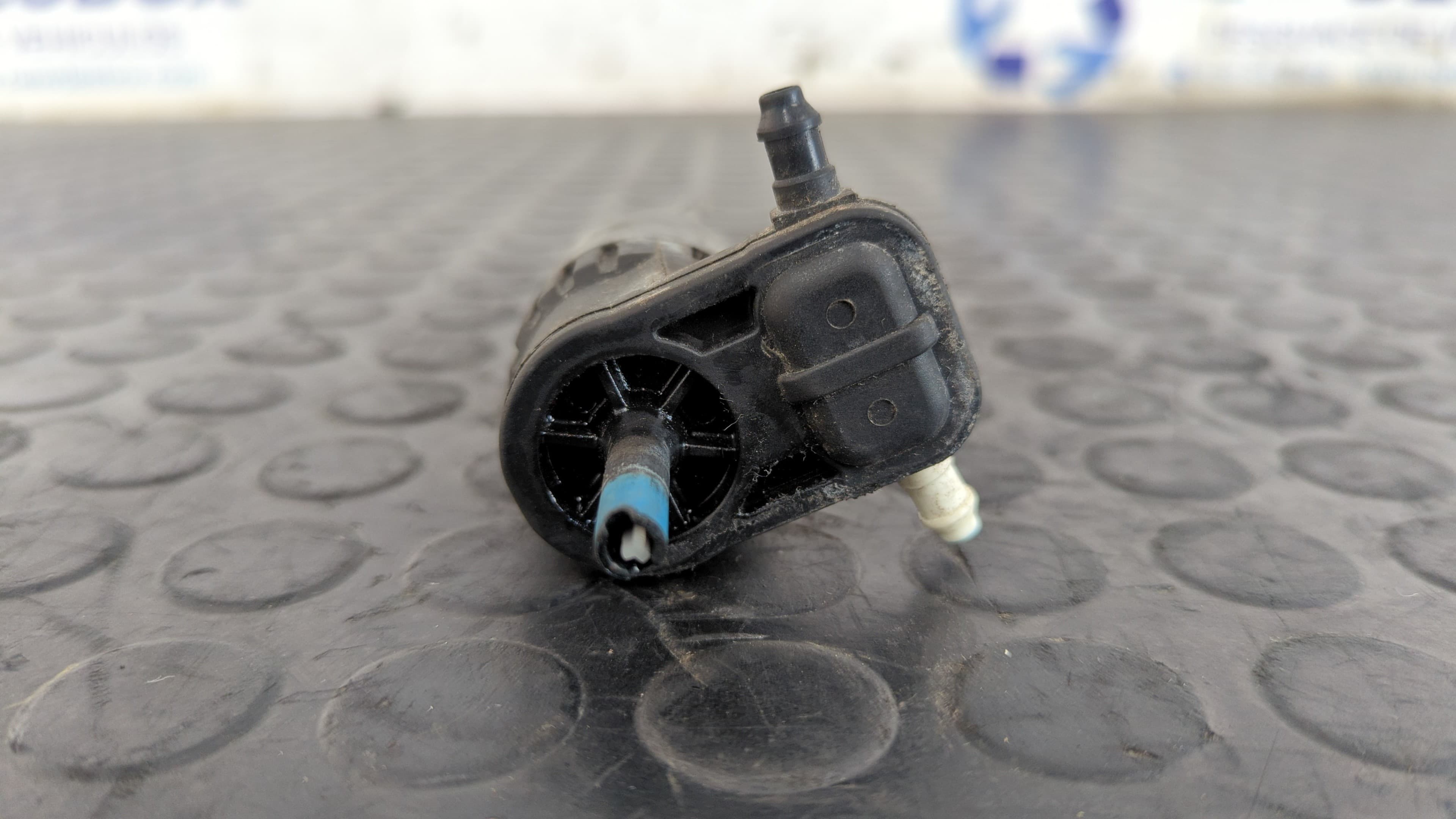 Recambio de BOMBA LIMPIA para AUDI A3 SPORTBACK (8P) 1.6 TDI Ambition CAYC referencia OEM IAM 1K6955651   - NEGRO 5