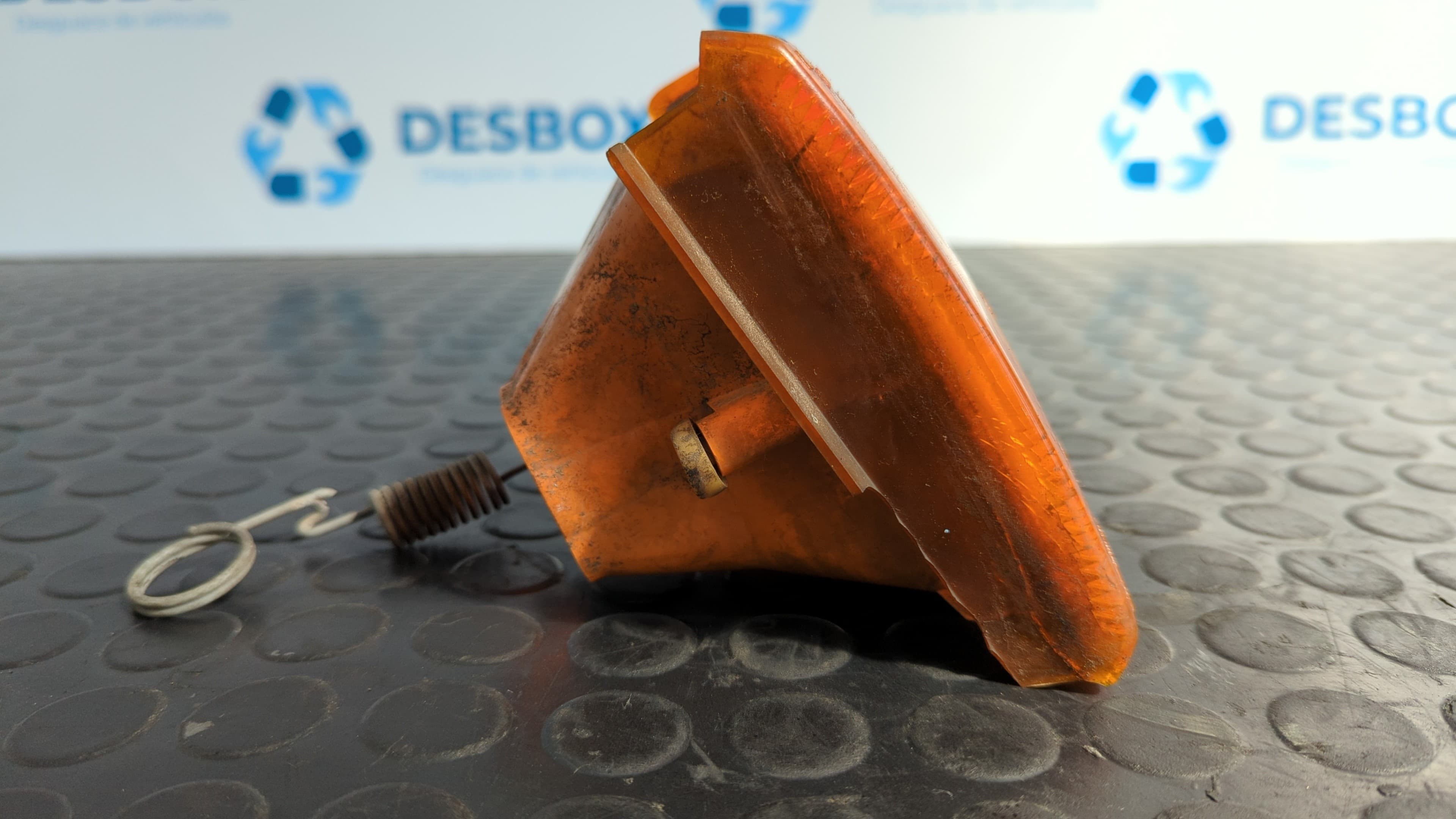 Recambio de PILOTO DELANTERO IZQUIERDO para FORD FIESTA BERL./EXPRESS Festival / CL TKB referencia OEM IAM 84FG13369AA   - BLANCO 6