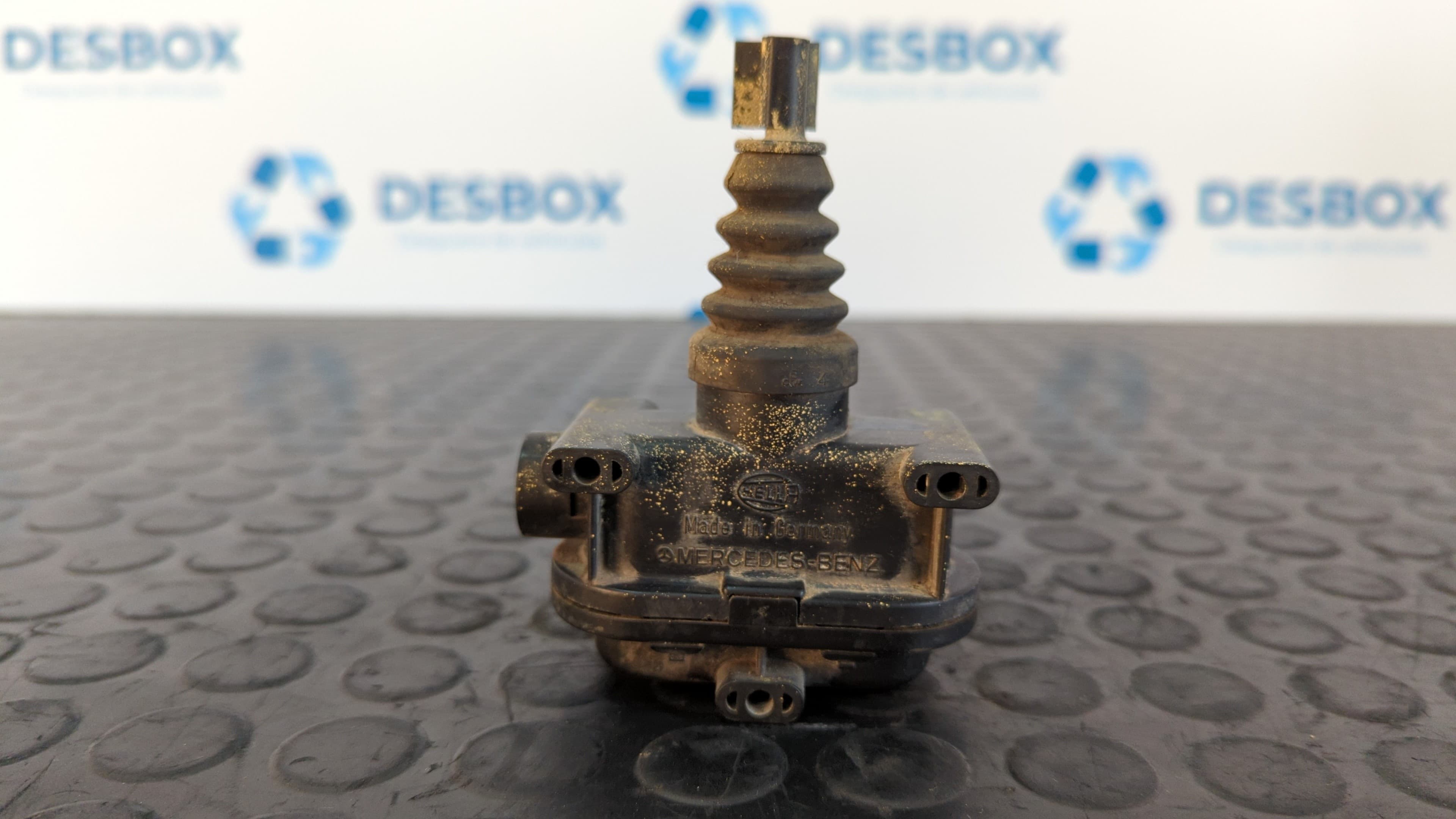 Recambio de MOTOR CIERRE CENTRALIZADO DELANTERO IZQUIERDO para MERCEDES-BENZ CLASE S (W126) referencia OEM IAM 5ZM00376400 6