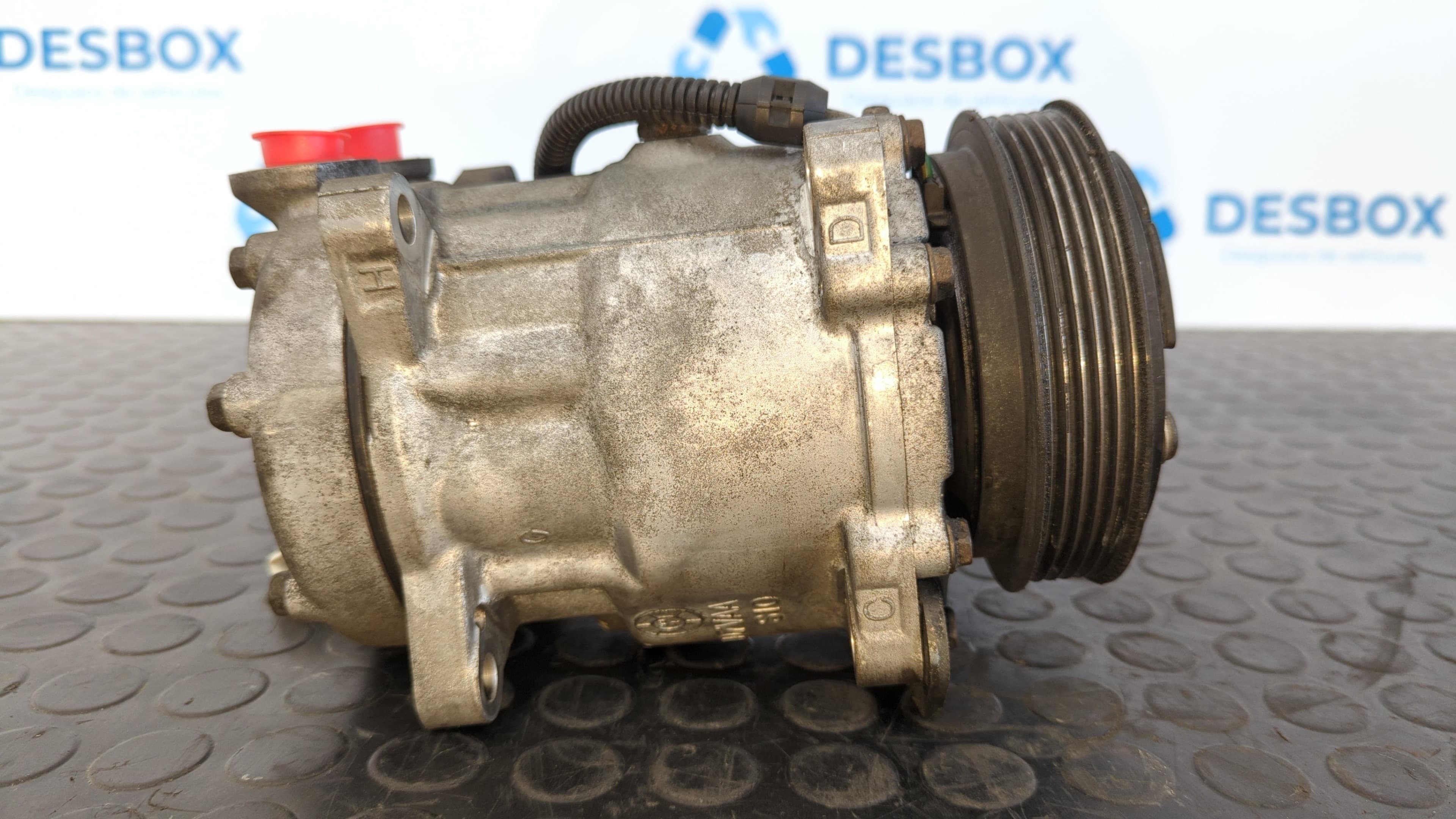 Recambio de COMPRESOR AIRE ACONDICIONADO para CITROEN SAXO VJZ referencia OEM IAM 1500F   - BLANCO 8