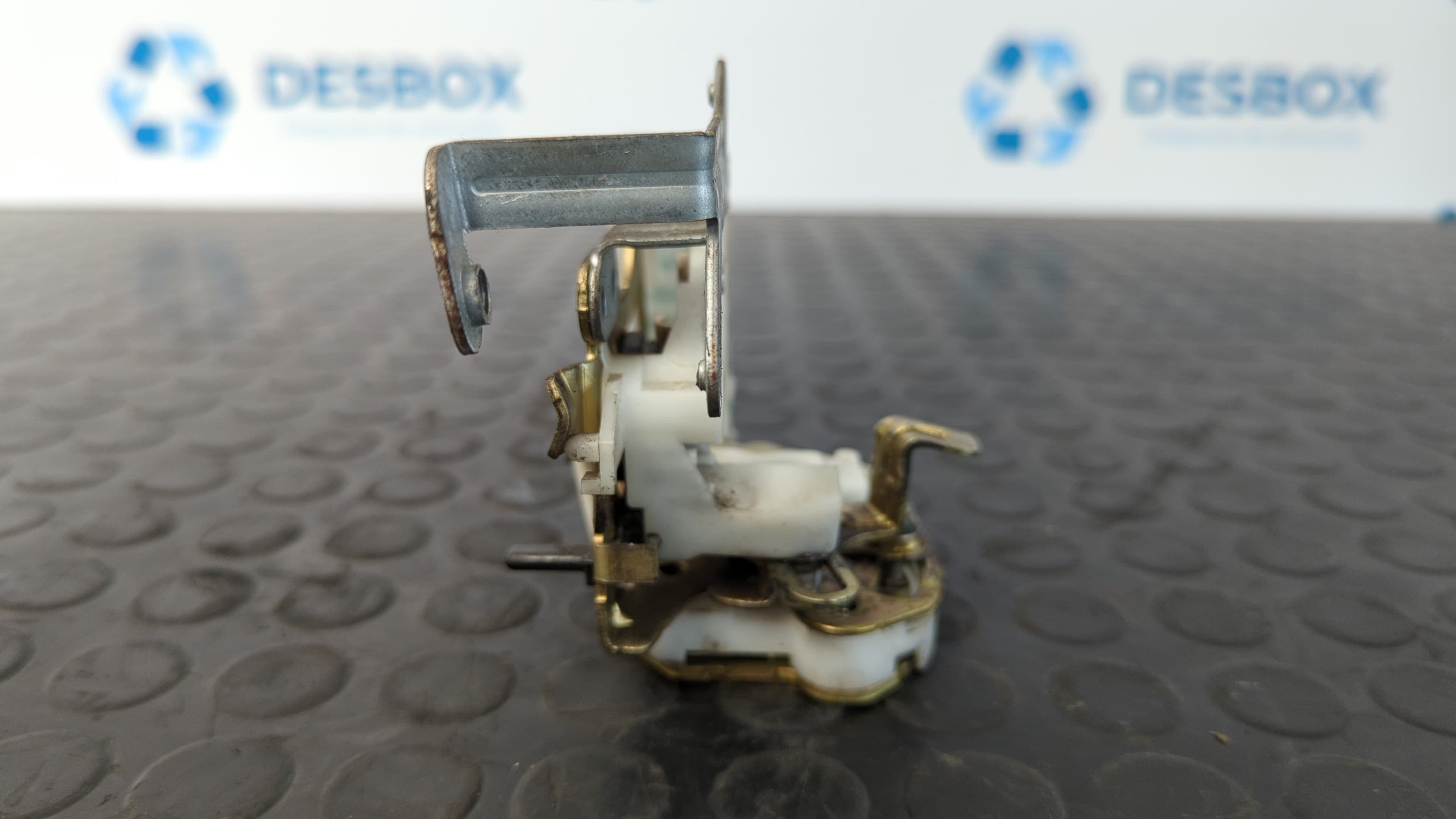 Recambio de CERRADURA PUERTA TRASERA IZQUIERDA para TOYOTA YARIS (NCP1/NLP1/SCP1) 1.3 Expo 2SZFE referencia OEM IAM    - AZUL 2