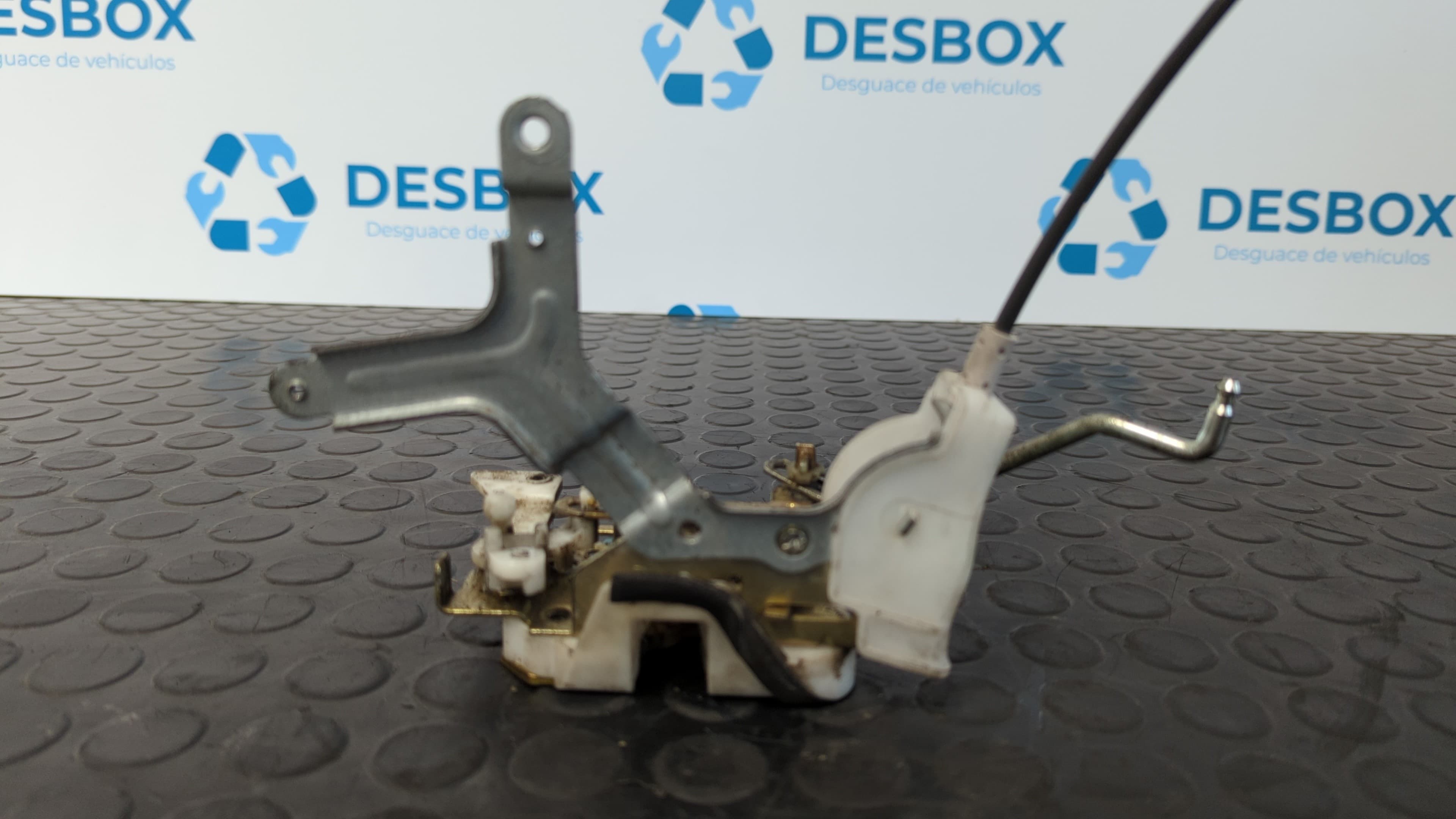Recambio de CERRADURA PUERTA DELANTERA DERECHA para TOYOTA YARIS (NCP1/NLP1/SCP1) 1.3 Expo 2SZFE referencia OEM IAM    - AZUL 3
