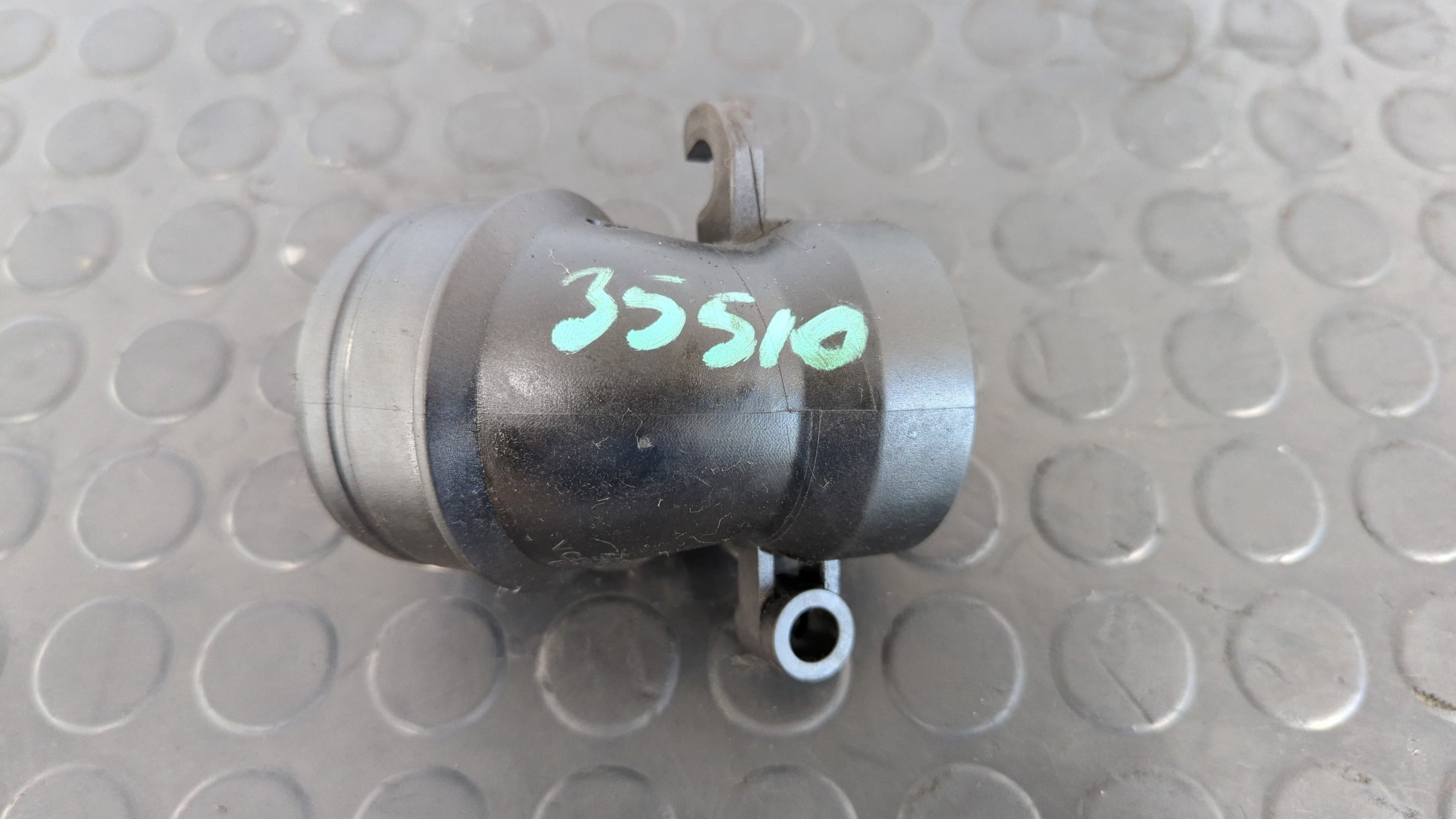 Recambio de TUBO para AUDI A3 SPORTBACK (8P) 1.6 TDI Ambition CAYC referencia OEM IAM 3C0129635   - NEGRO 5