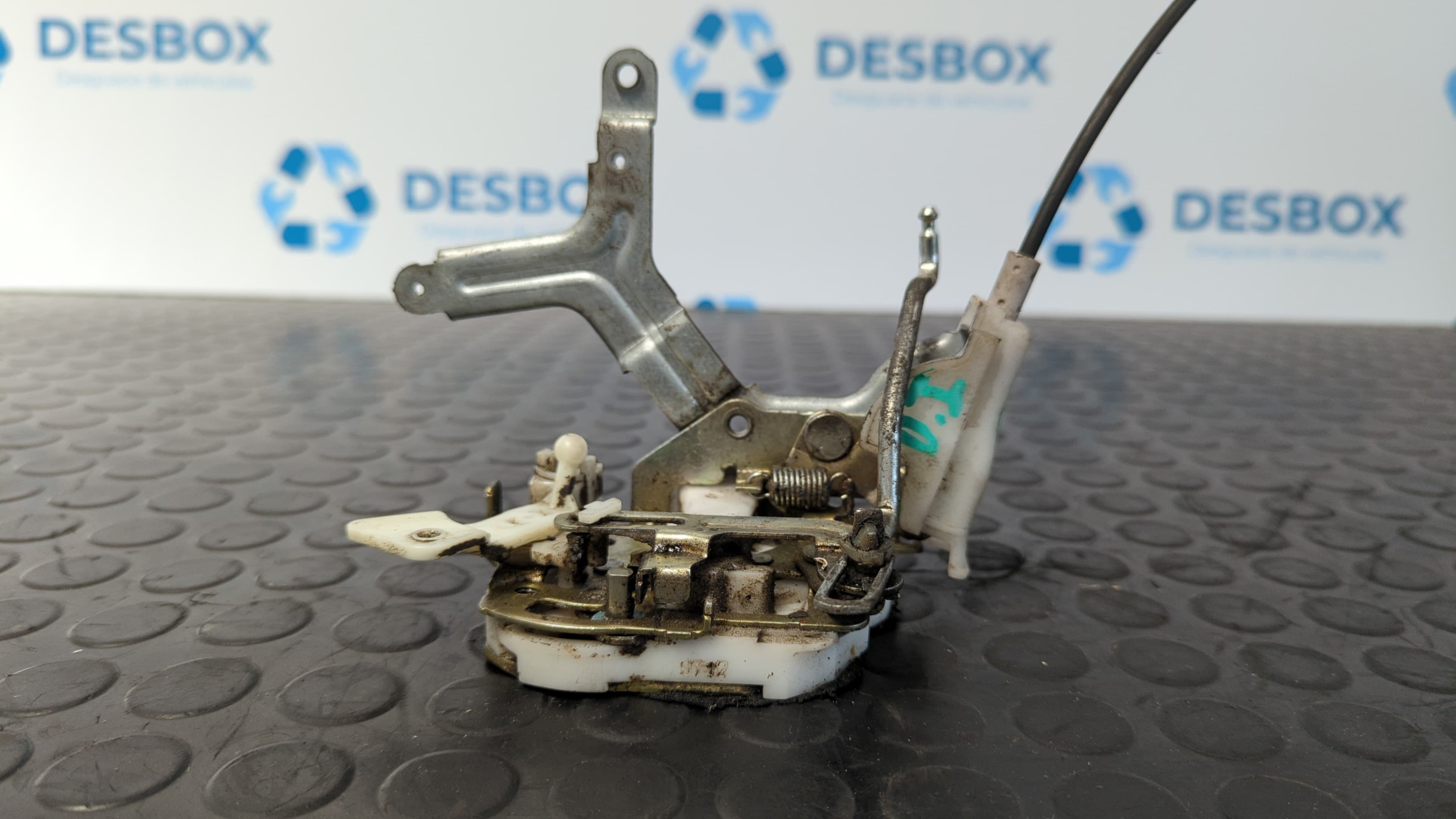 Recambio de CERRADURA PUERTA DELANTERA IZQUIERDA para TOYOTA YARIS (NCP1/NLP1/SCP1) 1.3 Expo 2SZFE referencia OEM IAM    - AZUL