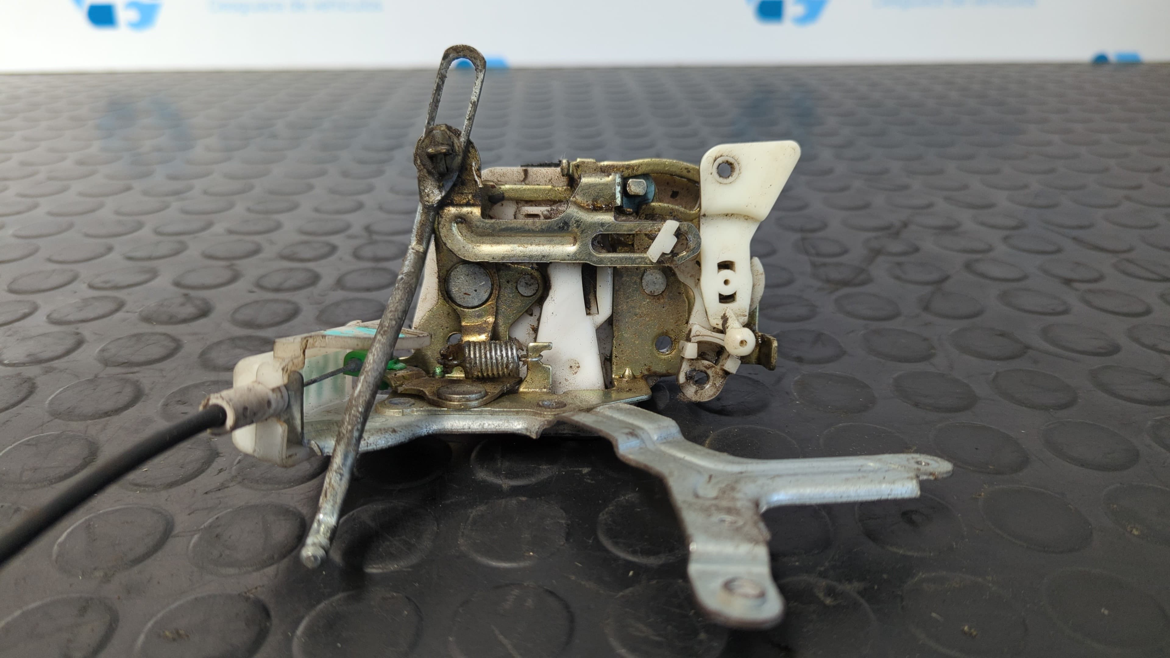 Recambio de CERRADURA PUERTA DELANTERA IZQUIERDA para TOYOTA YARIS (NCP1/NLP1/SCP1) 1.3 Expo 2SZFE referencia OEM IAM    - AZUL 4