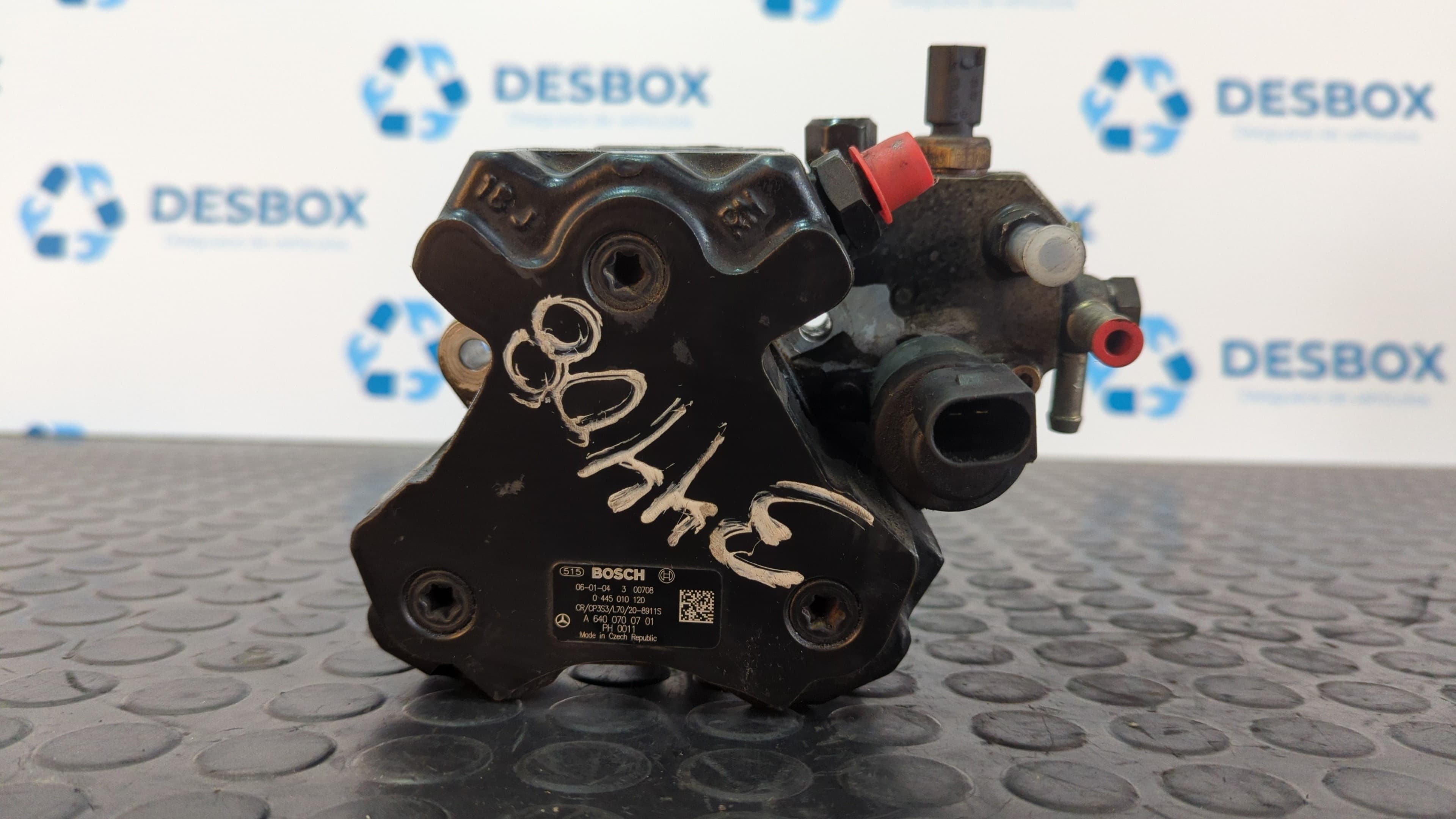 Recambio de BOMBA INYECCION para MITSUBISHI COLT BERLINA 5 (Z30A) 1.5 DI-D Instyle (D) OM639 referencia OEM IAM A6400700701   - AZUL