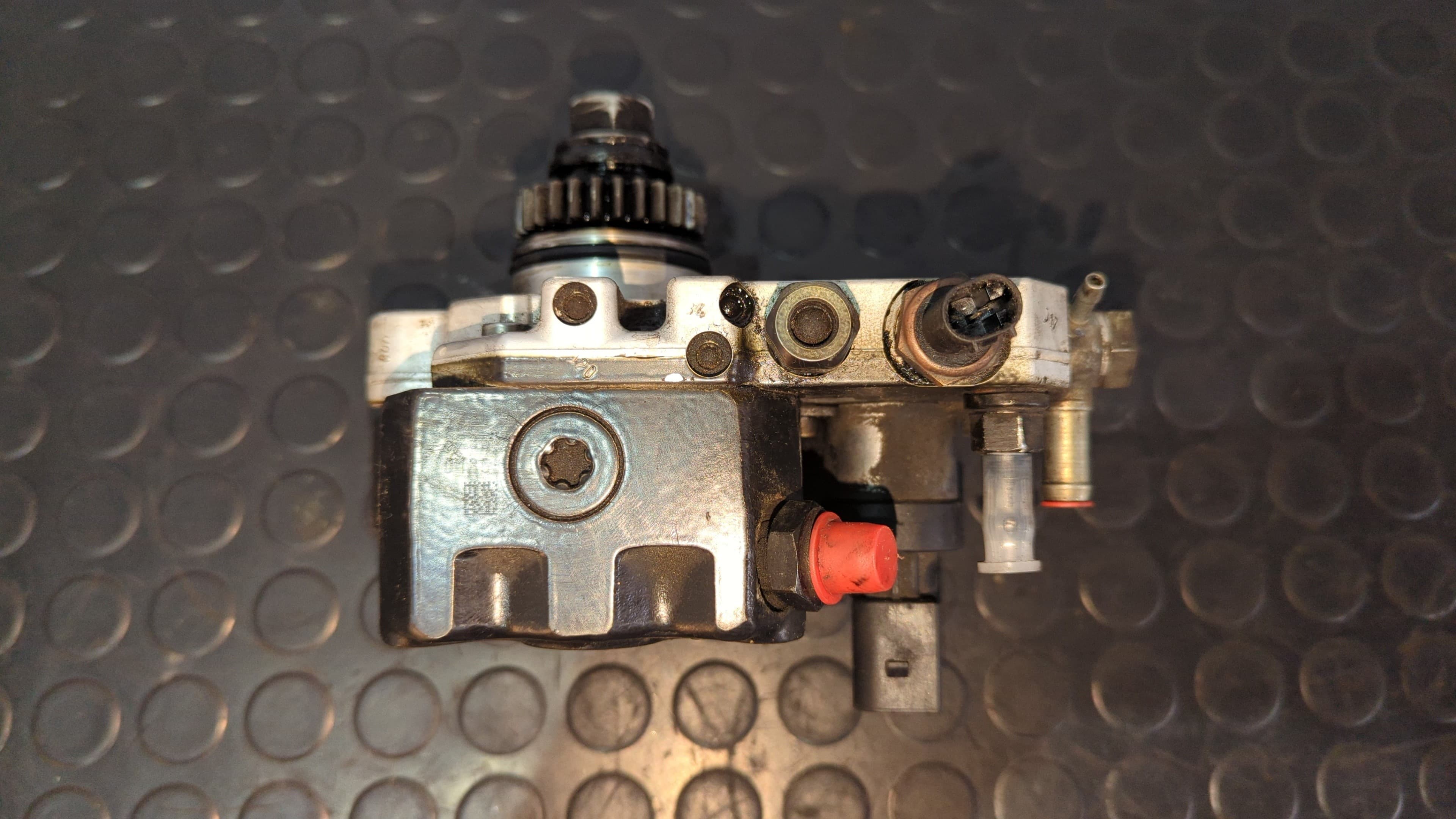 Recambio de BOMBA INYECCION para MITSUBISHI COLT BERLINA 5 (Z30A) 1.5 DI-D Instyle (D) OM639 referencia OEM IAM A6400700701   - AZUL 3