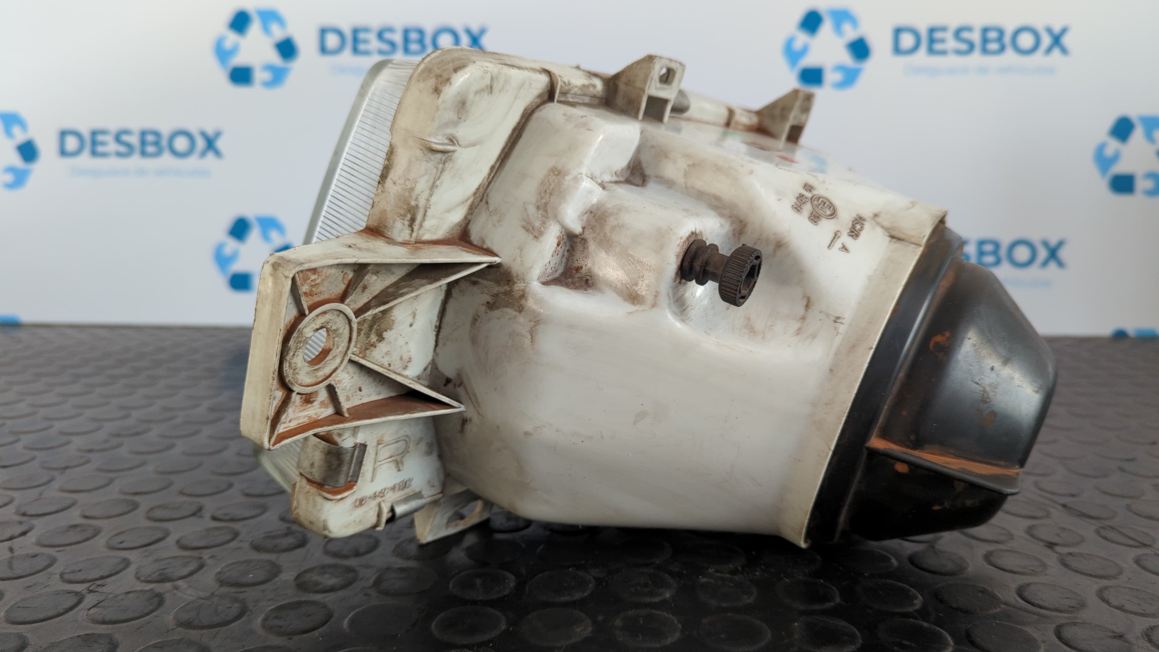 Recambio de FARO DERECHO para SEAT MALAGA 1.2 021A1000 referencia OEM IAM 084461102   - GRIS 8